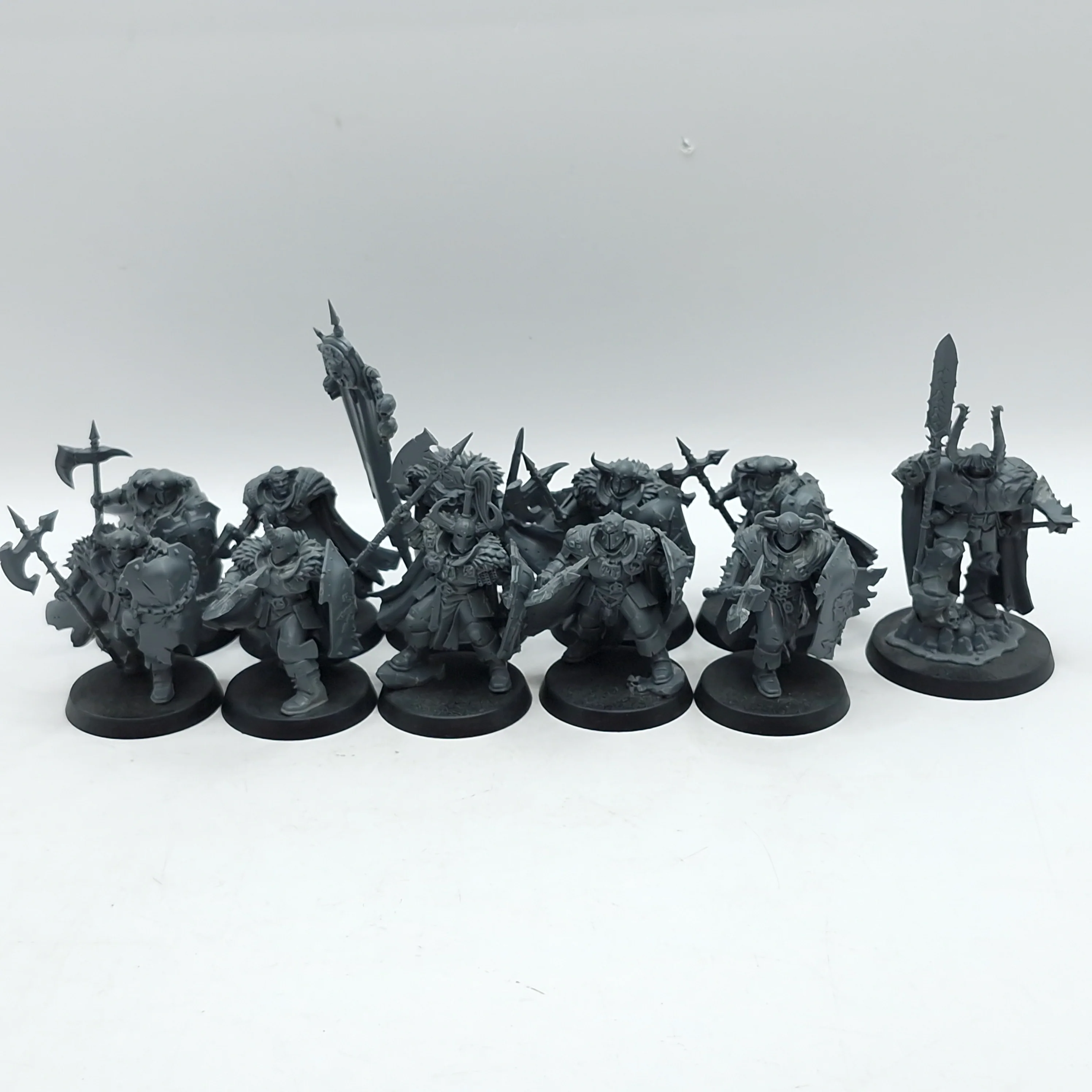 Warhammer Age of Sigmar: Slaves to Darkness Chaos Warriors and Lord (AH188)