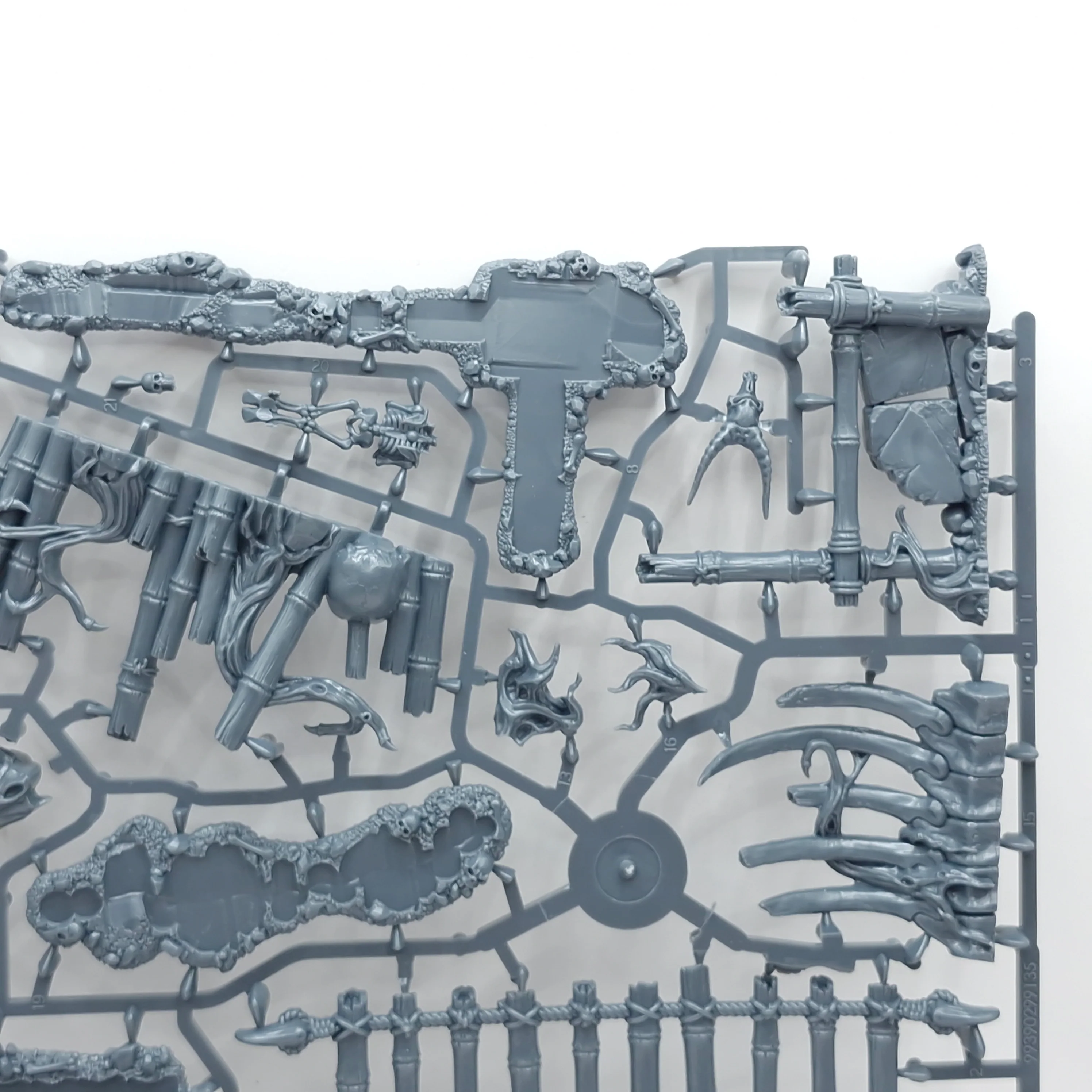 Warhammer Age of Sigmar: Warcry Nightmare Quest Terrain Sprue (SPRUE0118) - Image 4