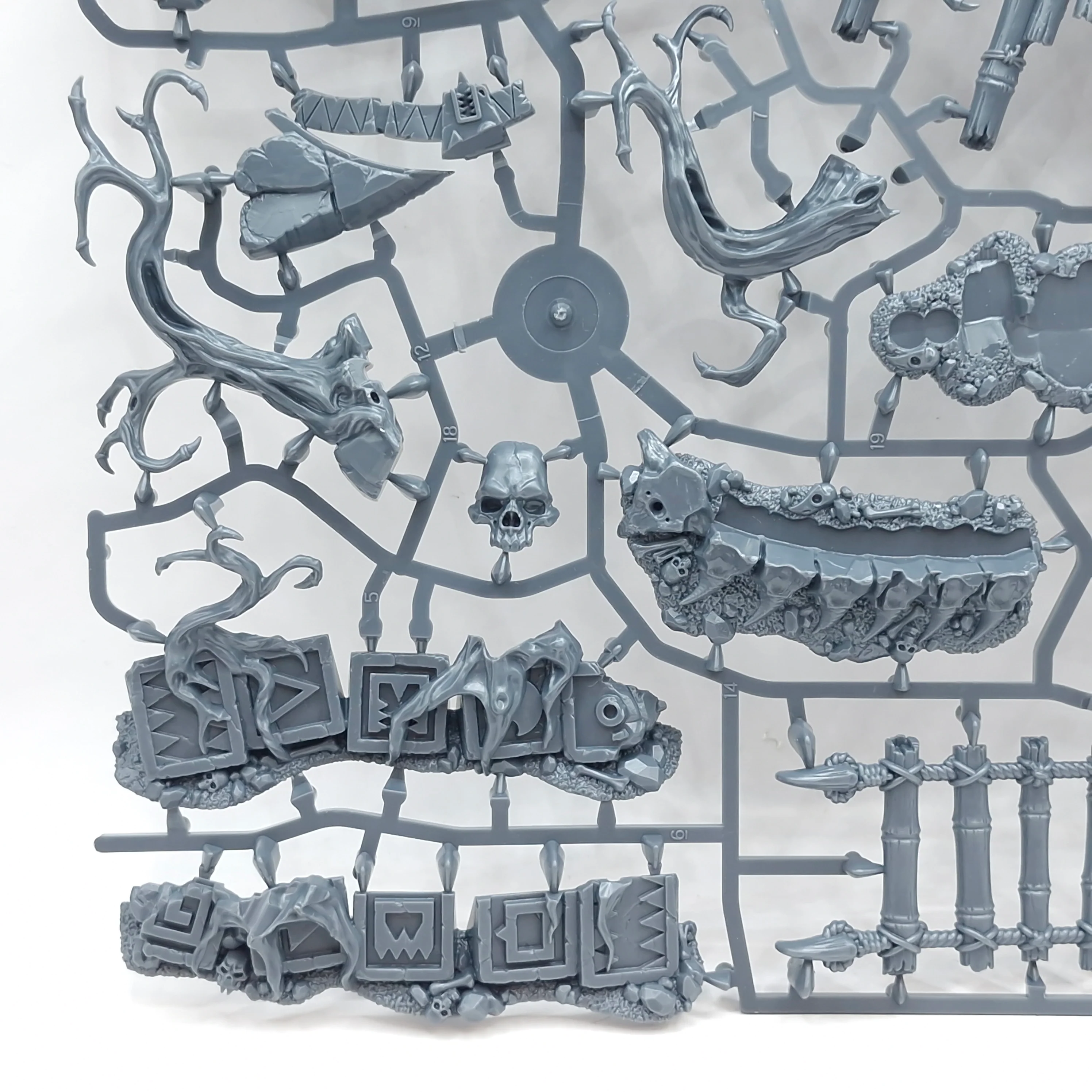 Warhammer Age of Sigmar: Warcry Nightmare Quest Terrain Sprue (SPRUE0166) - Image 3