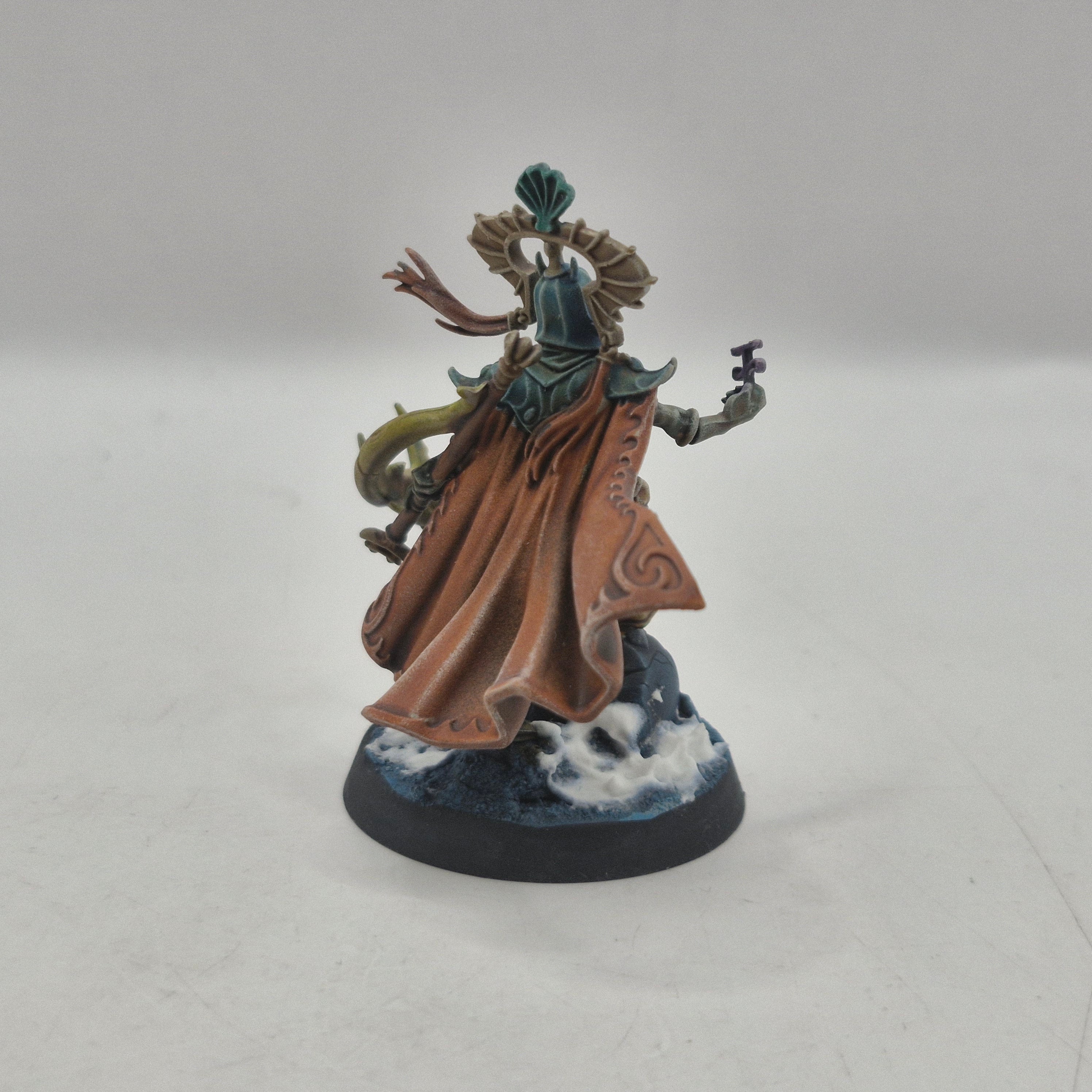 Warhammer Age of Sigmar Idoneth Deepkin Isharann Tidecaster - Painted AJ065 - Image 3