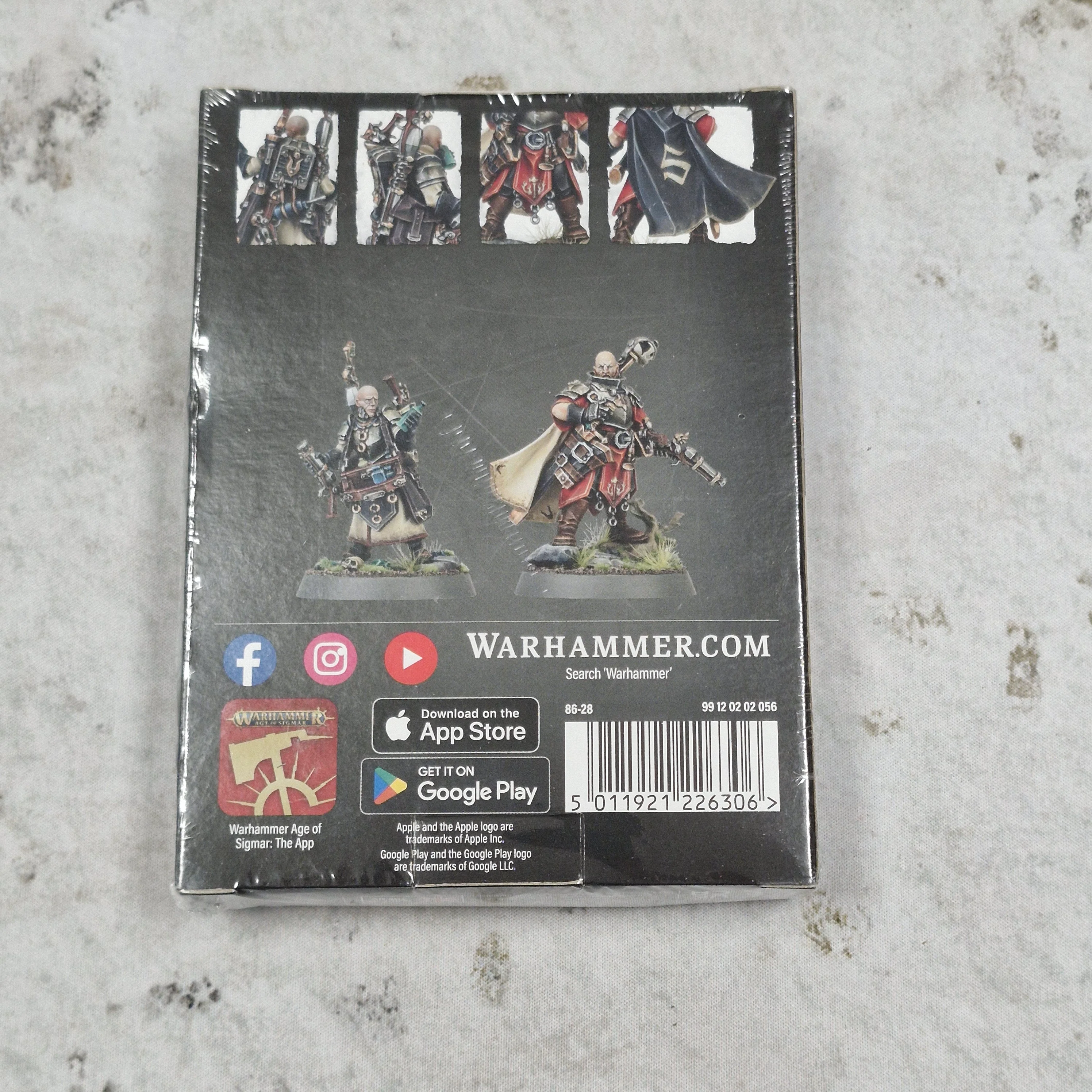 Warhammer Age of Sigmar Marshal Ashfield and Squire Udo - Commemorative Series BB212 - Image 2