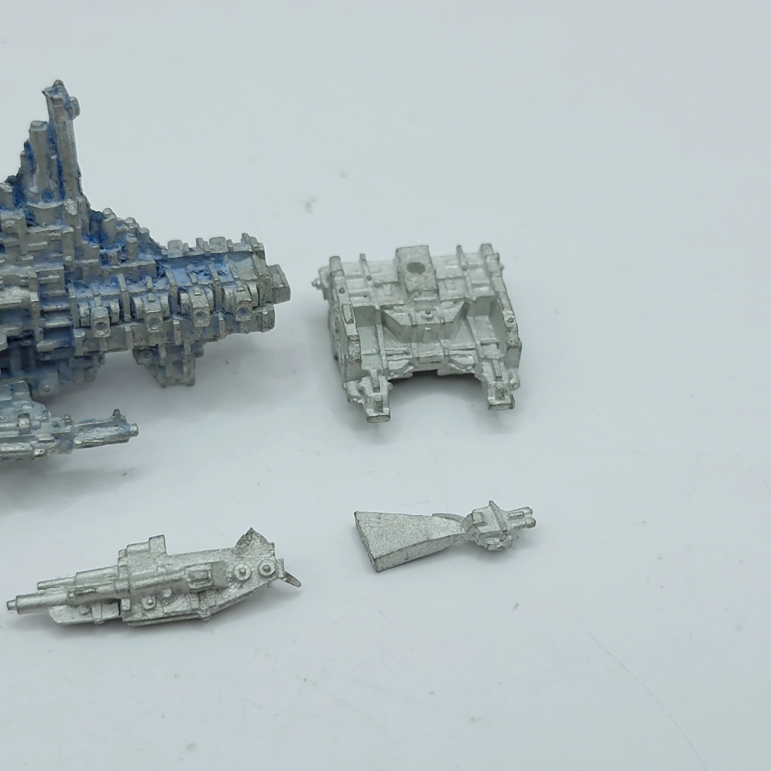 Warhammer Battlefleet Gothic: Space Marine Strike Cruiser (AD104) - Image 6