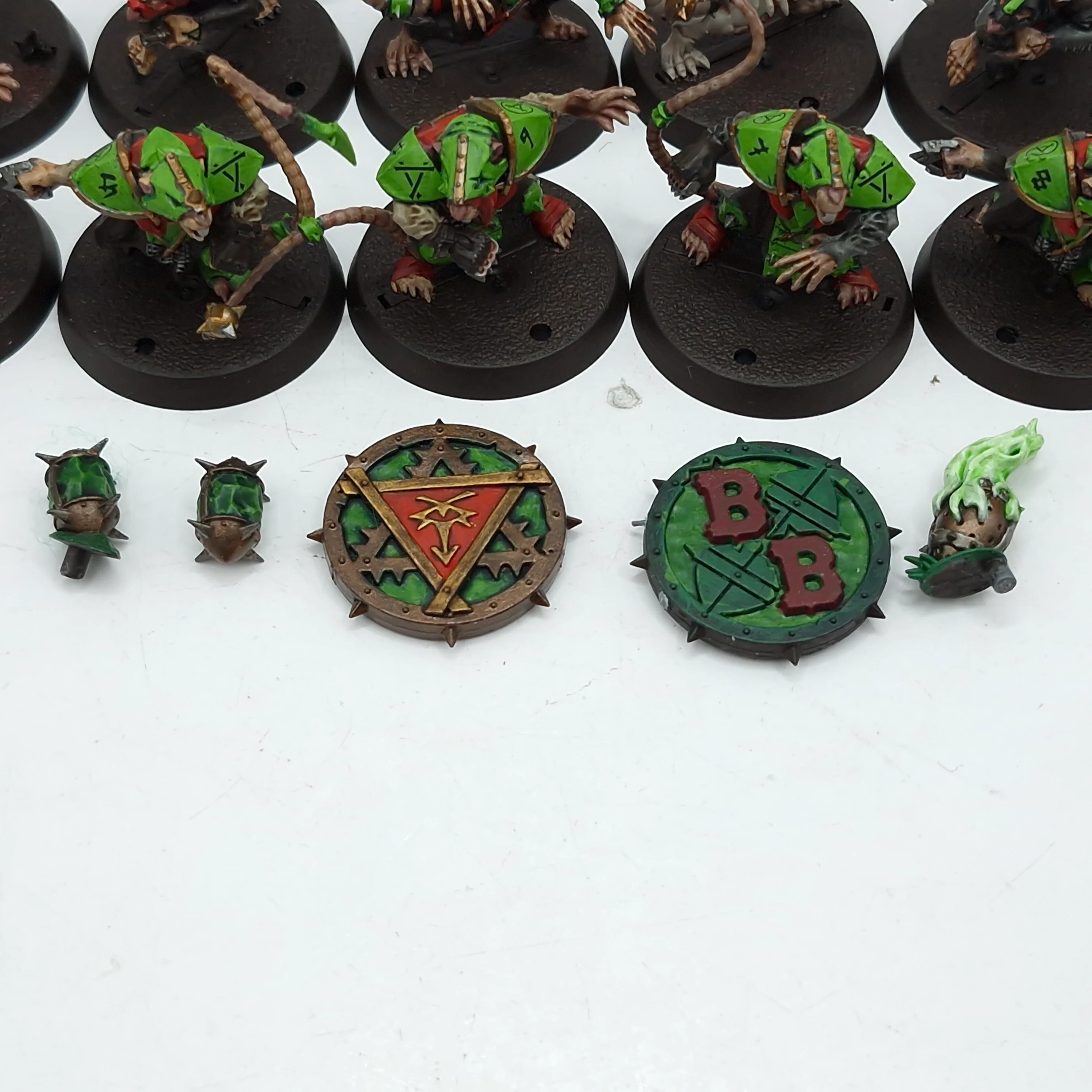 Warhammer Blood Bowl: Skaven Team Skavenblight Scramblers - Painted (AE151) - Image 2