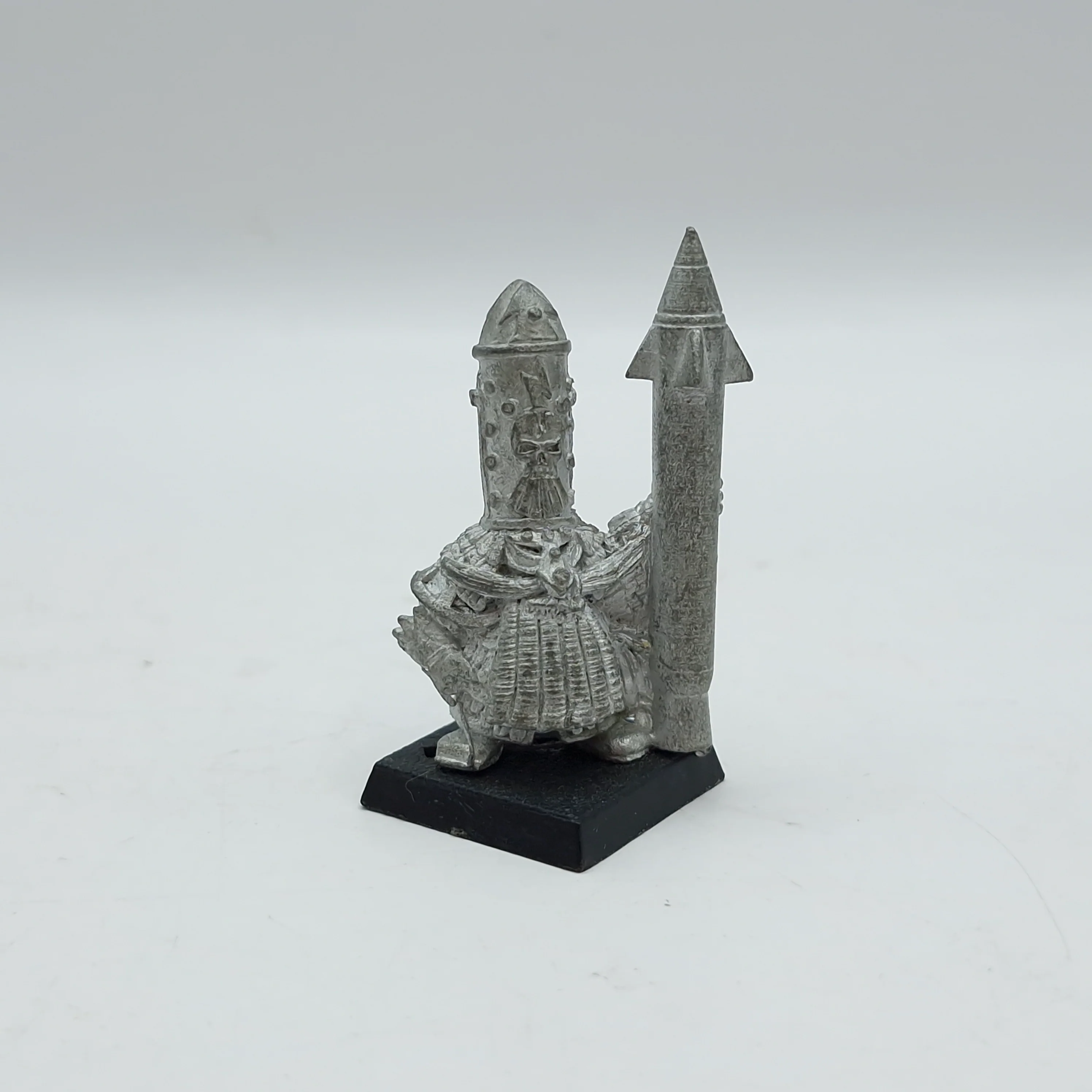 Warhammer Fantasy/The Old World: Chaos Dwarf Death Rocket (AD183) - Image 6