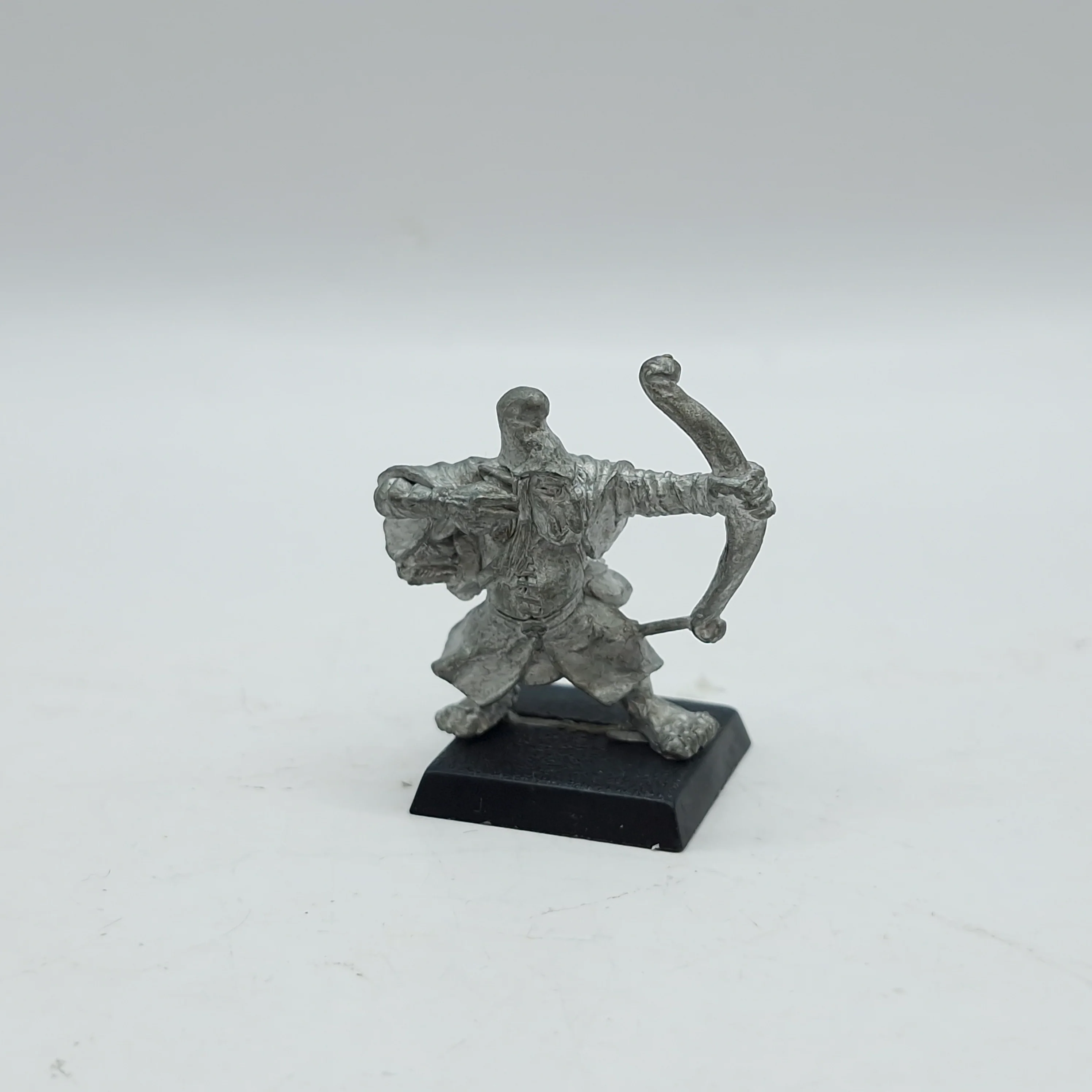 Warhammer Fantasy/The Old World: Chaos Dwarf Hobgoblin Archers (AD185) - Image 2