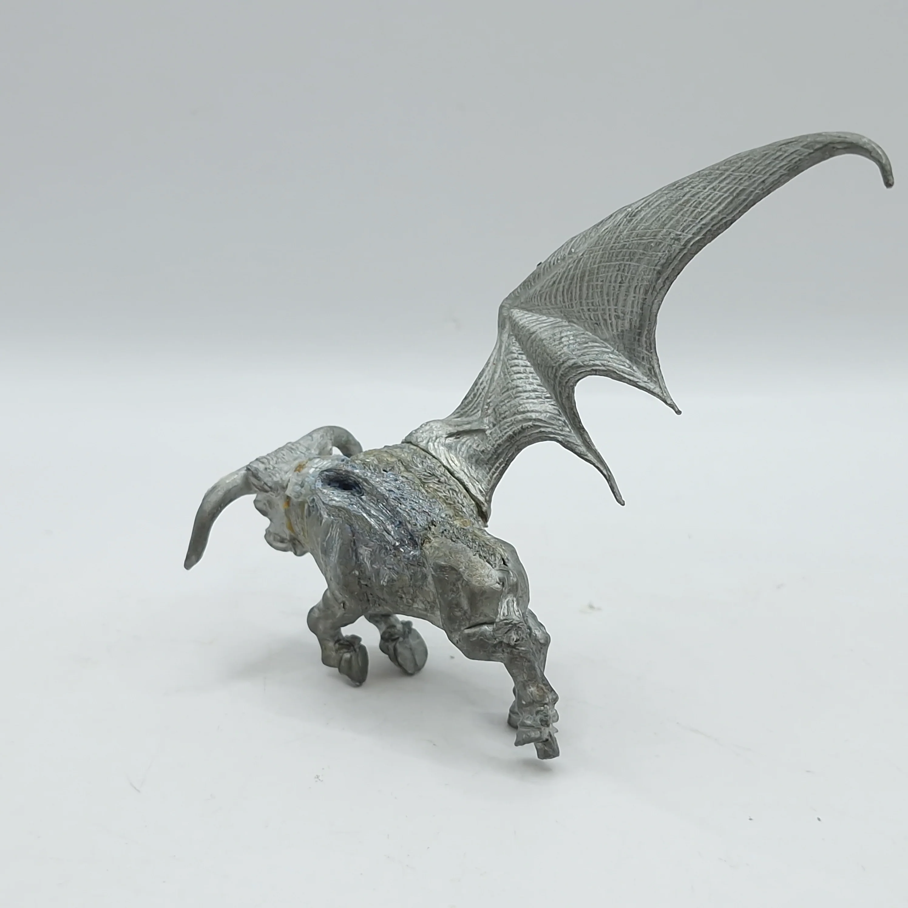 Warhammer Fantasy/The Old World: Chaos Dwarf Lord on Great Tarus (AD204) - Image 3