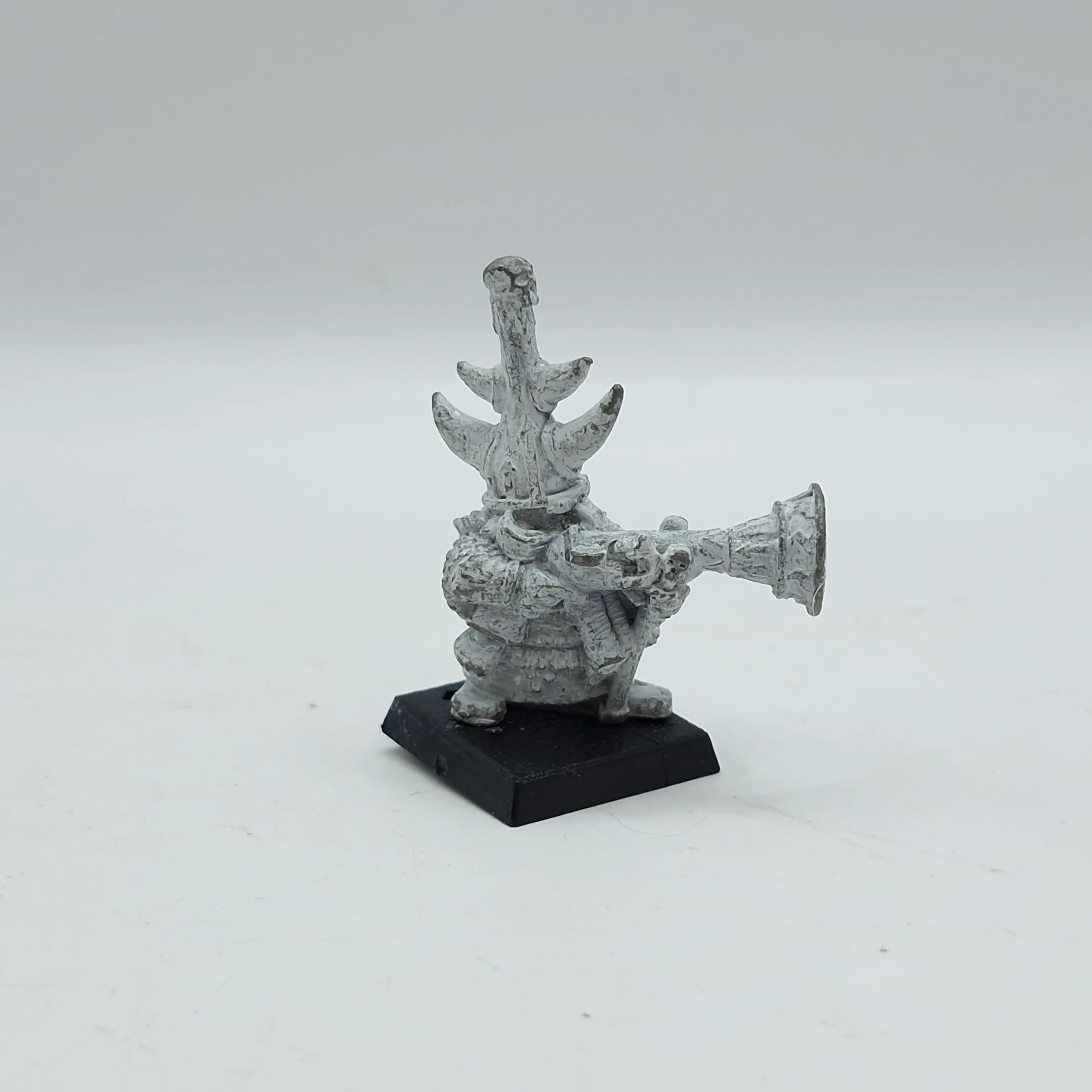 Warhammer Fantasy/The Old World: Chaos Dwarf Warriors with Blunderbuss (AD181) - Image 2