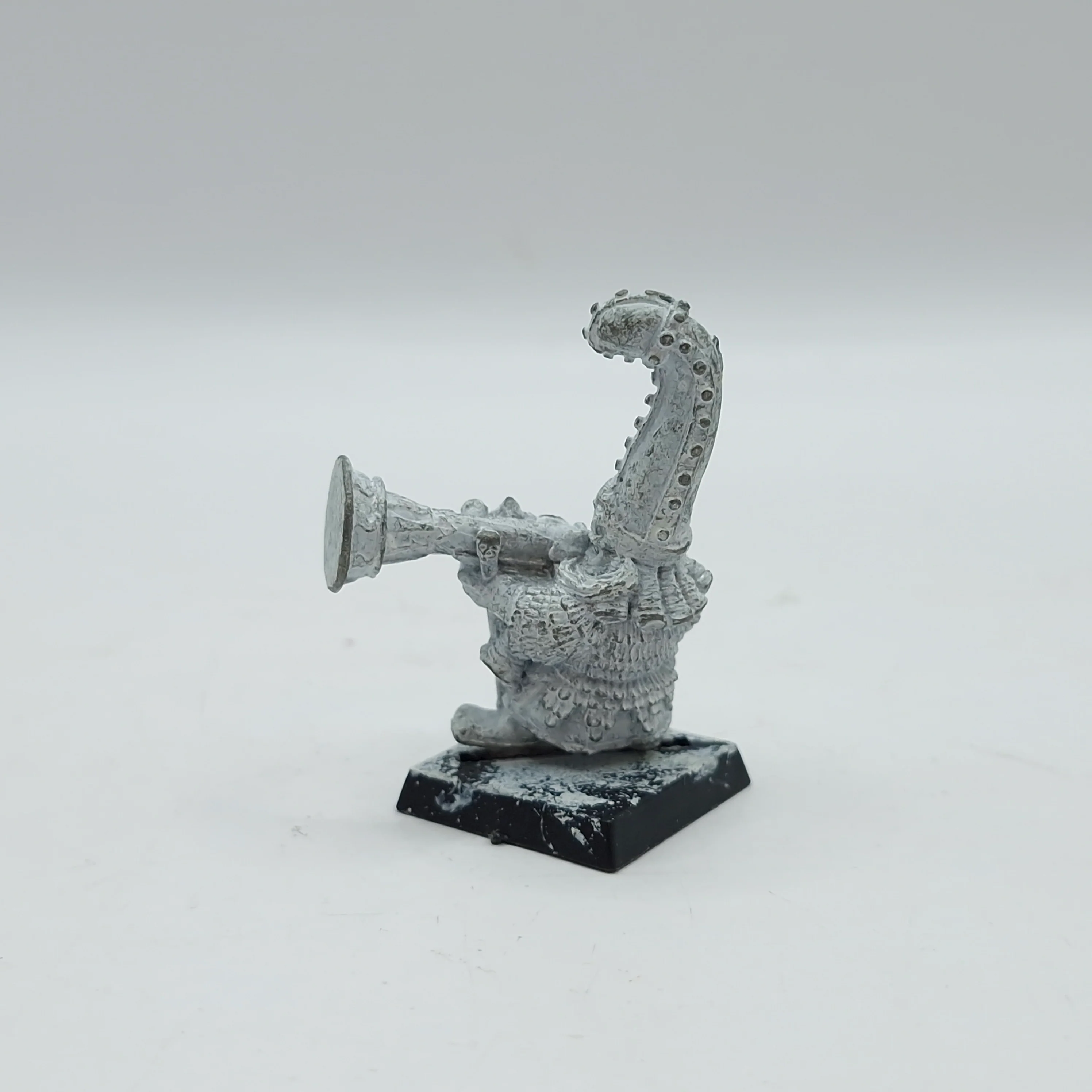 Warhammer Fantasy/The Old World: Chaos Dwarf Warriors with Blunderbuss (AD200) - Image 3