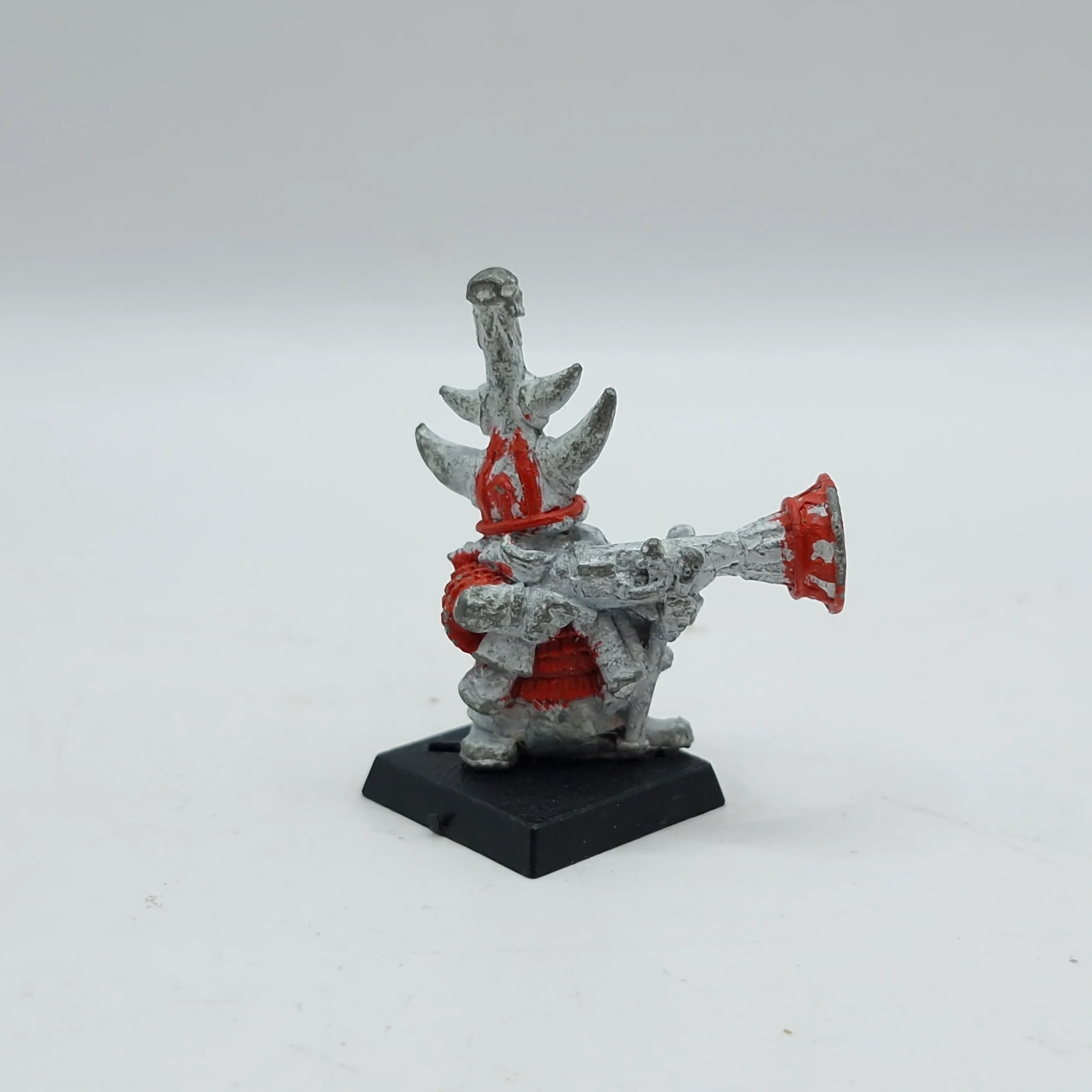 Warhammer Fantasy/The Old World: Chaos Dwarf Warriors with Blunderbuss (AD201) - Image 2