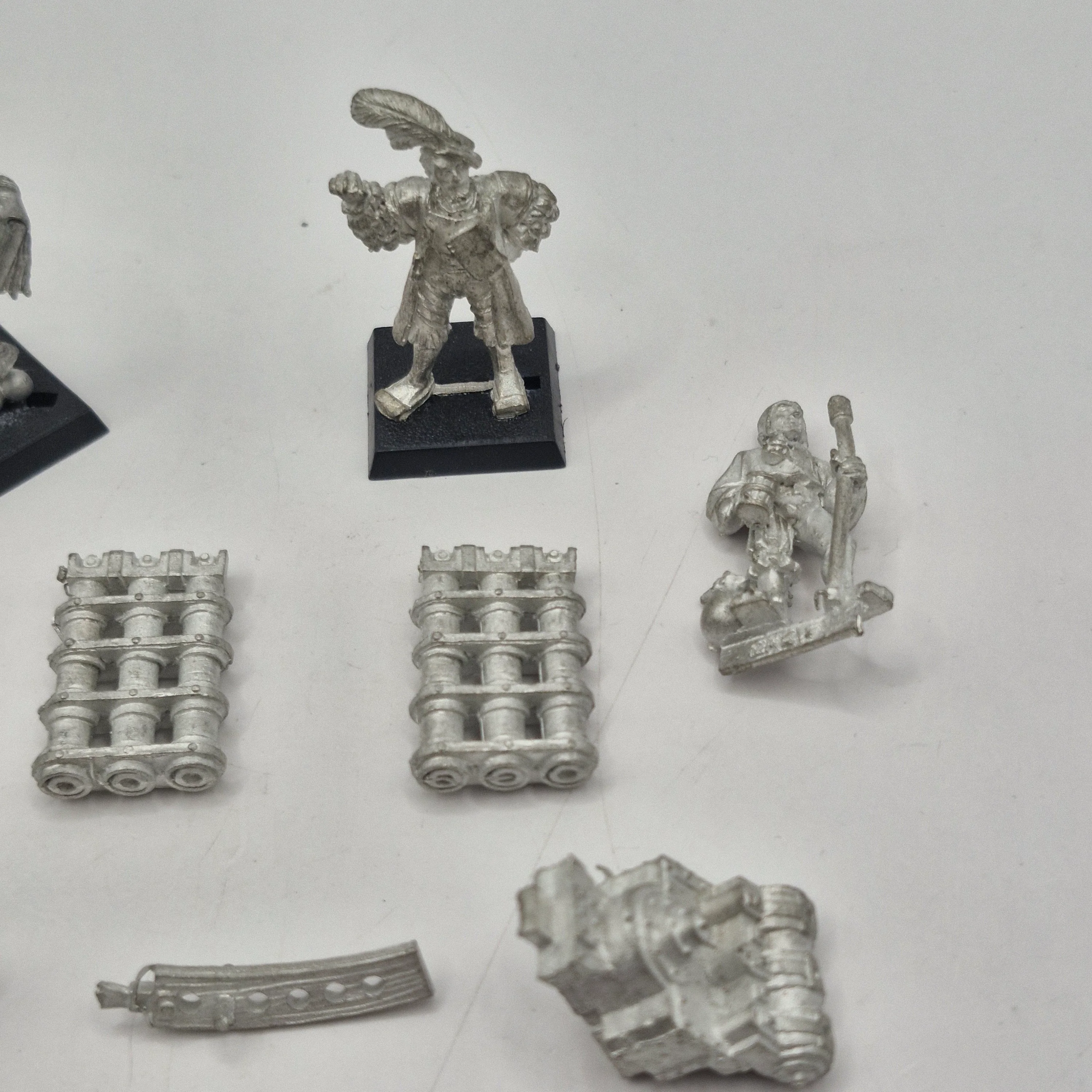 Warhammer Fantasy Empire Hellblaster Volley Gun and Engineer - Metal AH083 - Image 5