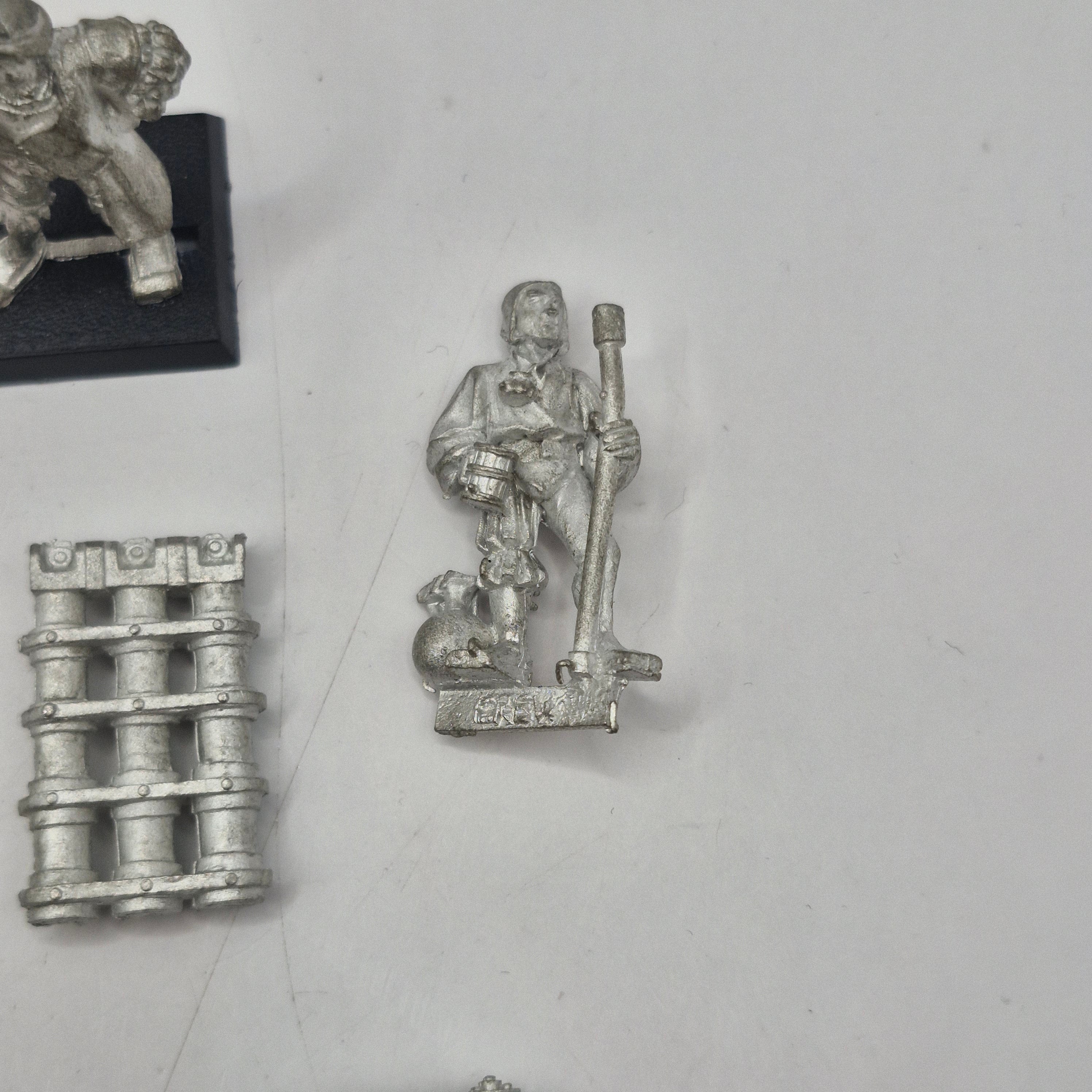 Warhammer Fantasy Empire Hellblaster Volley Gun and Engineer - Metal AH083 - Image 6