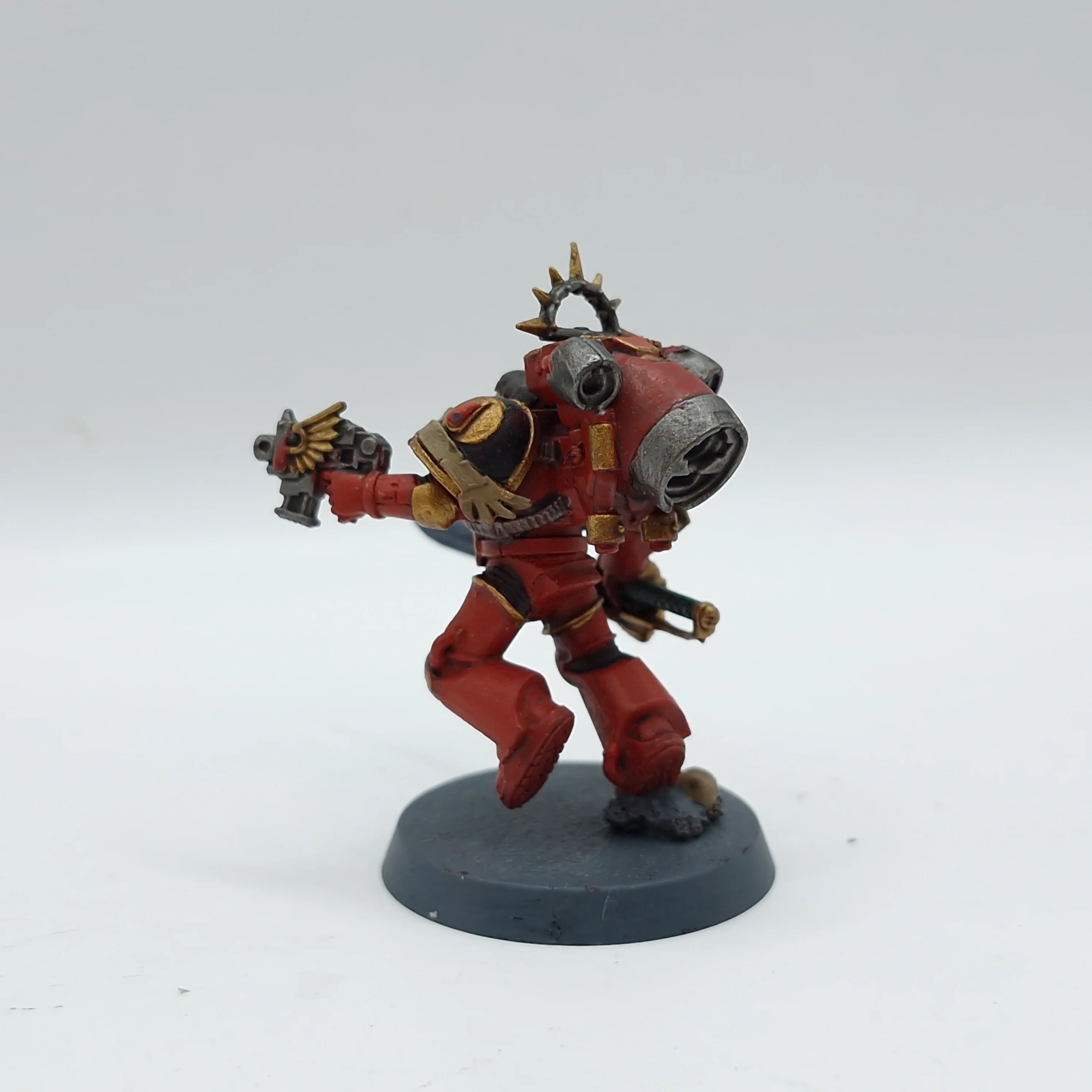 Warhammer Horus Heresy: Space Marine Blood Angels Praetor (AC200) - Image 3