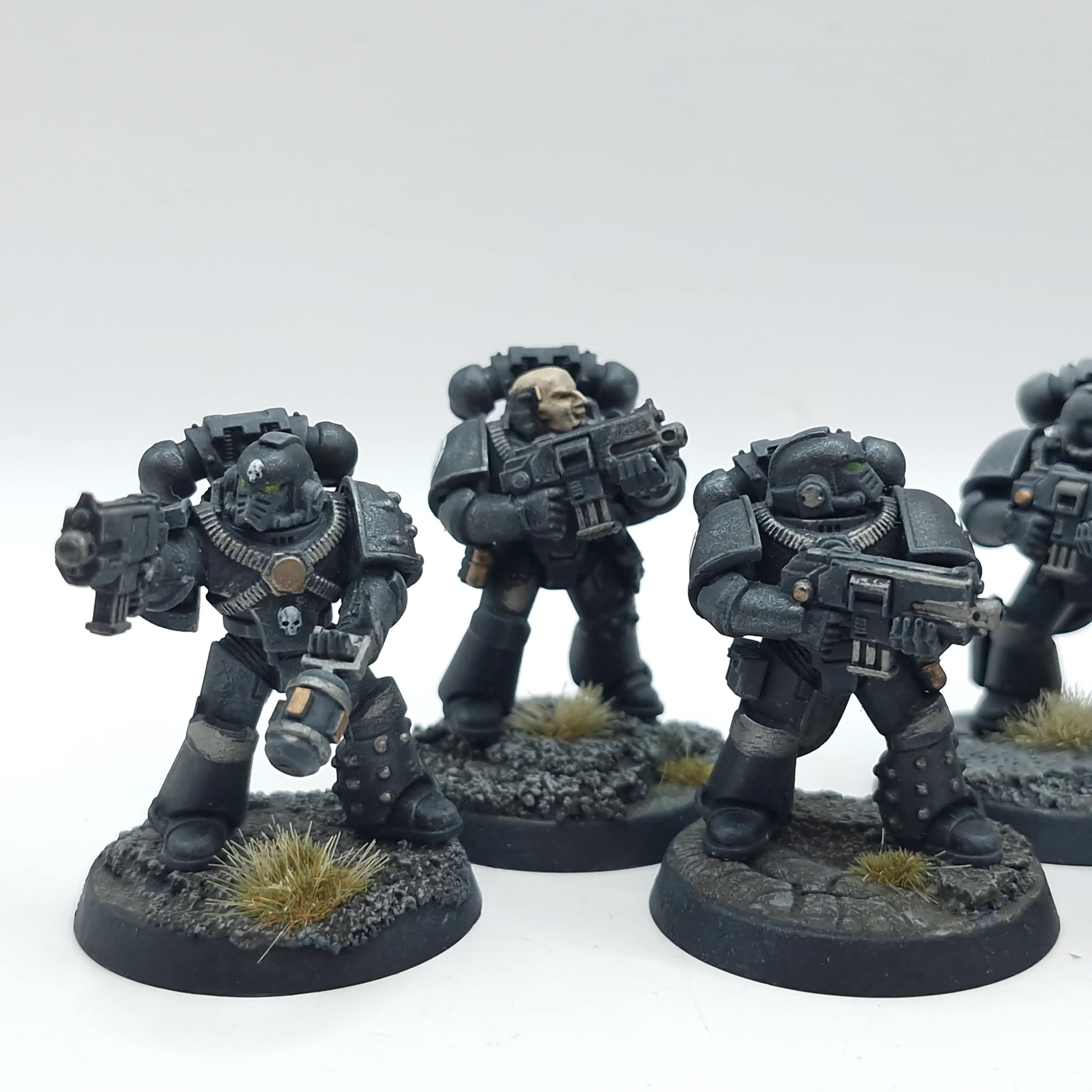 Warhammer Horus Heresy: Space Marine Raven Guard MKIV Tactical Squad - Painted (AT170) - Image 2