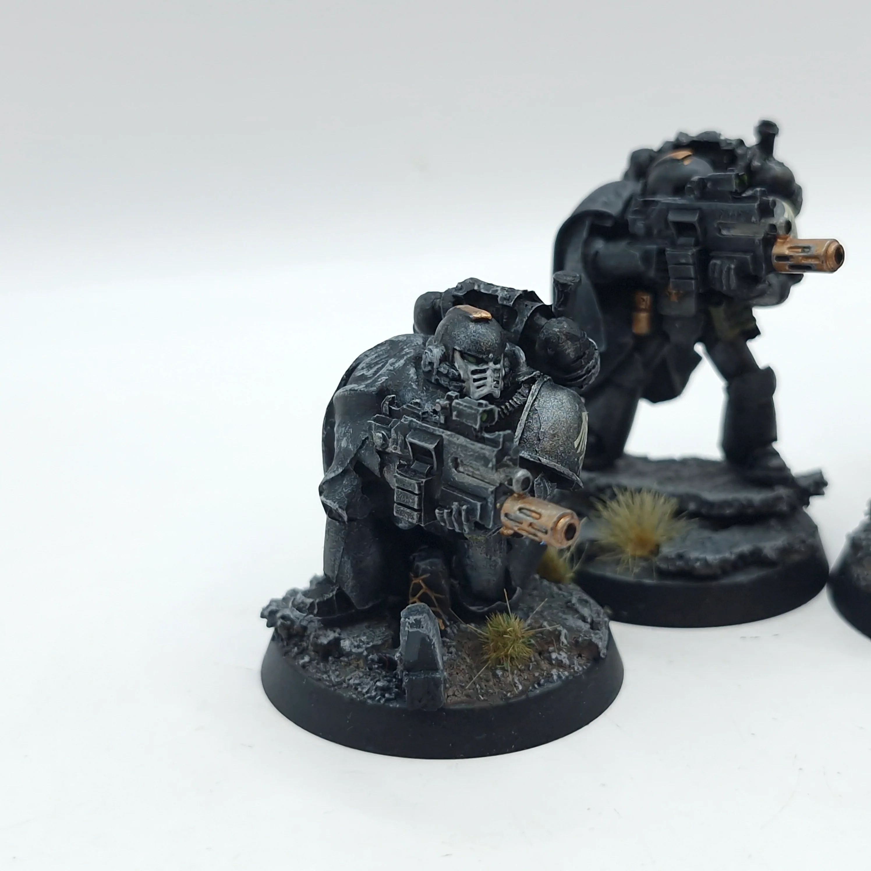 Warhammer Horus Heresy: Space Marine Raven Guard Recon Squad - Painted (AA224) - Image 2