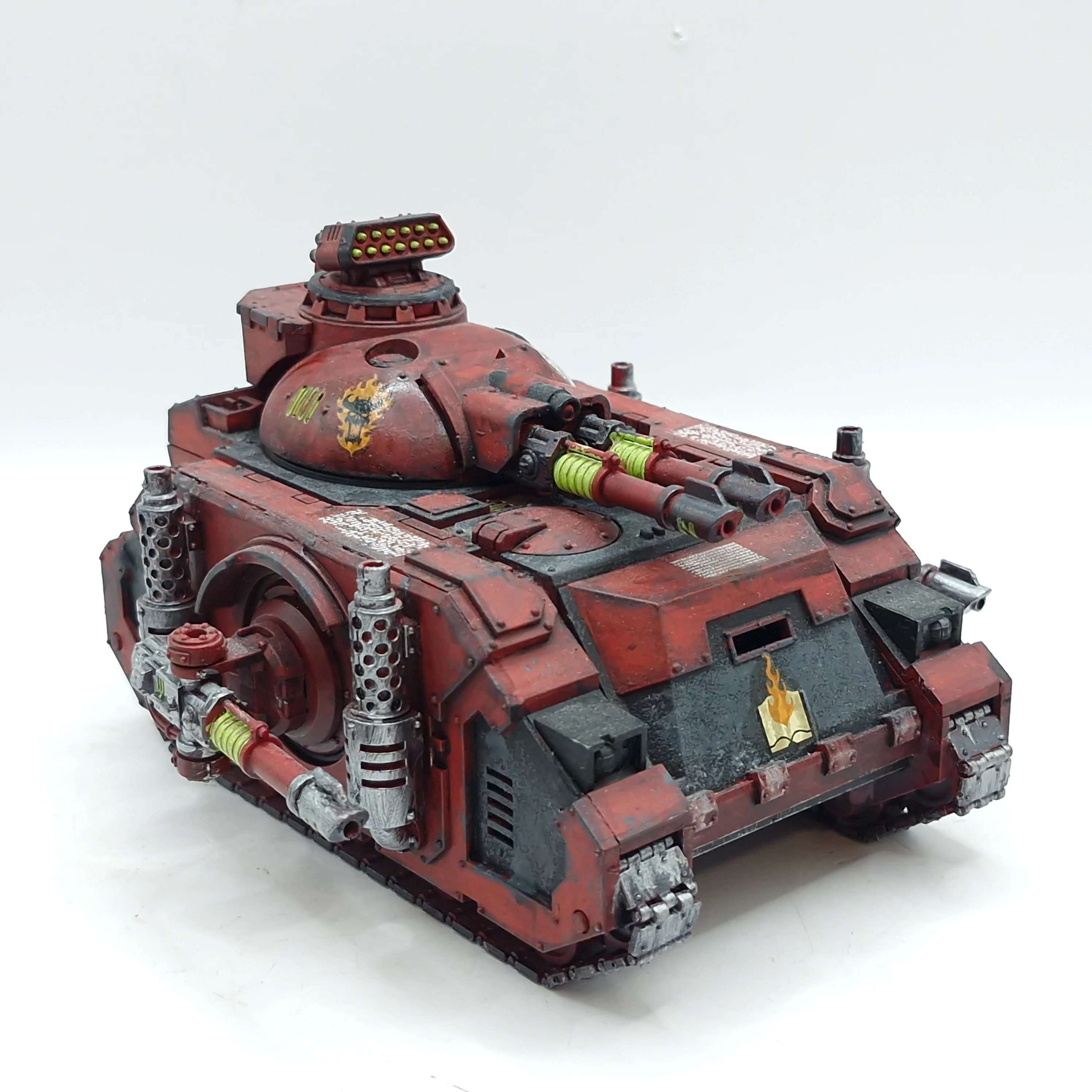 Warhammer Horus Heresy: Space Marines Word Bearers Deimos Predator Tank (AC109) - Image 6