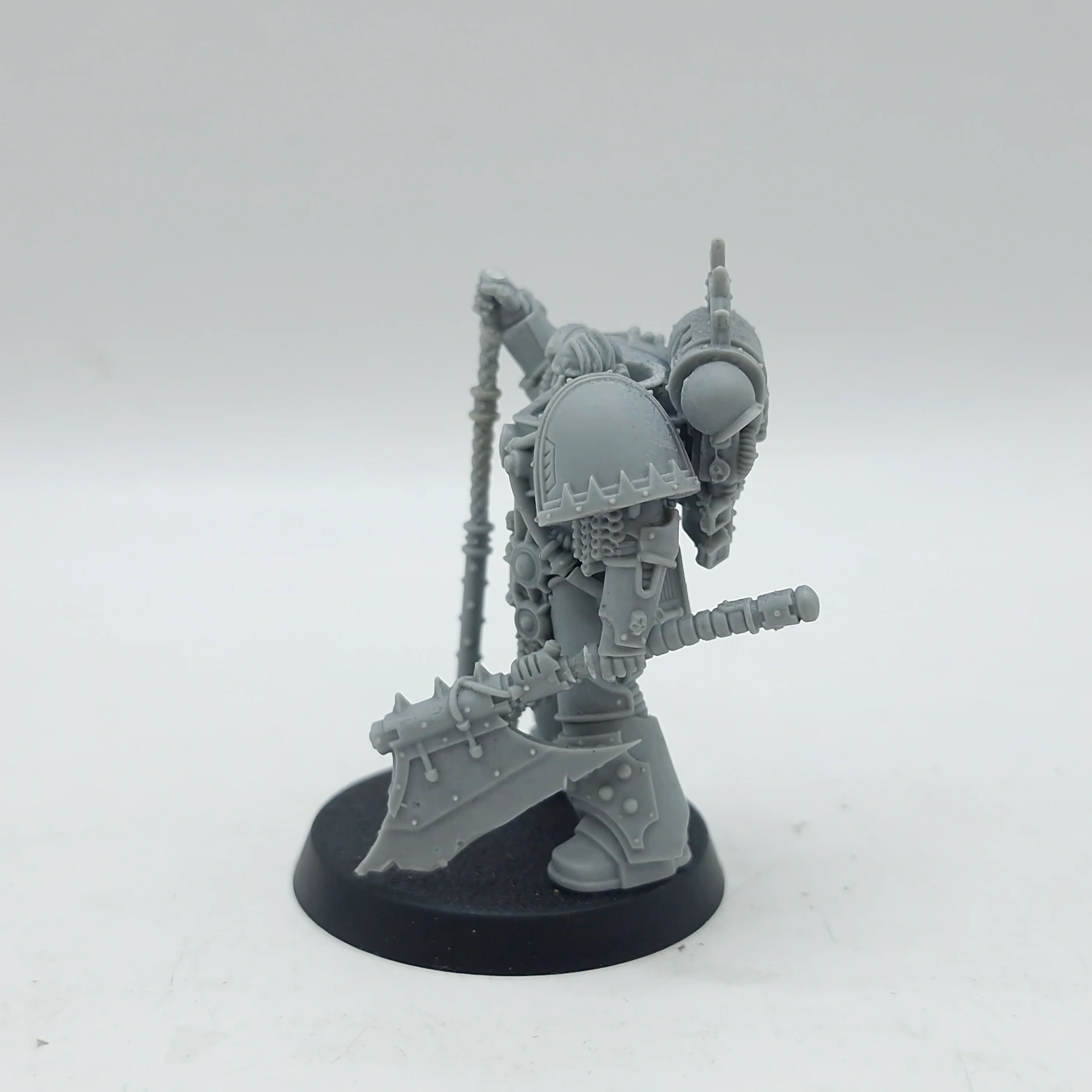 Warhammer Horus Heresy: Space Marine Traitor Herald Consul (AJ219) - Image 2