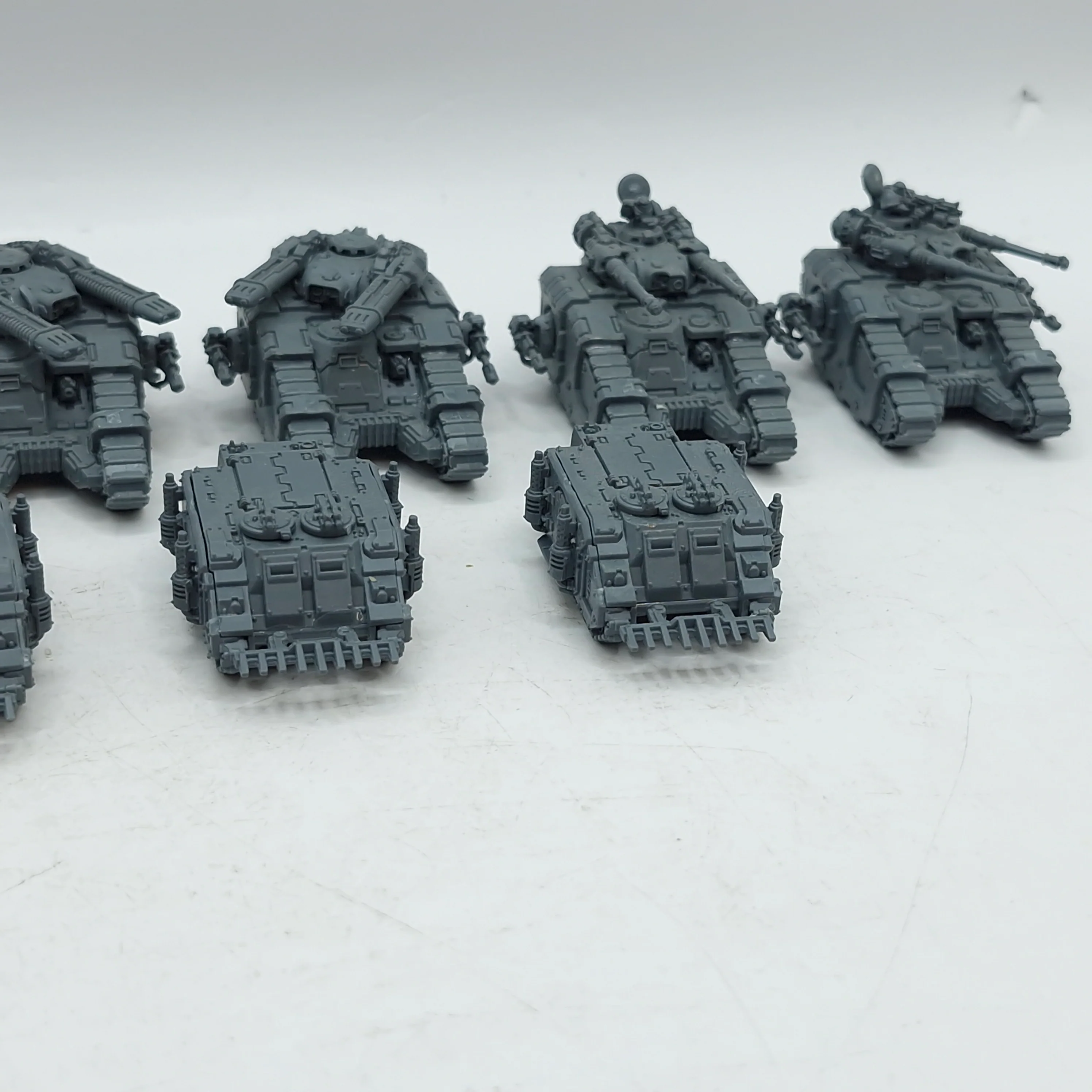 Warhammer Legions Imperialis: Space Marines Predator Tanks, Rhinos and Sicarans (AI008) - Image 3