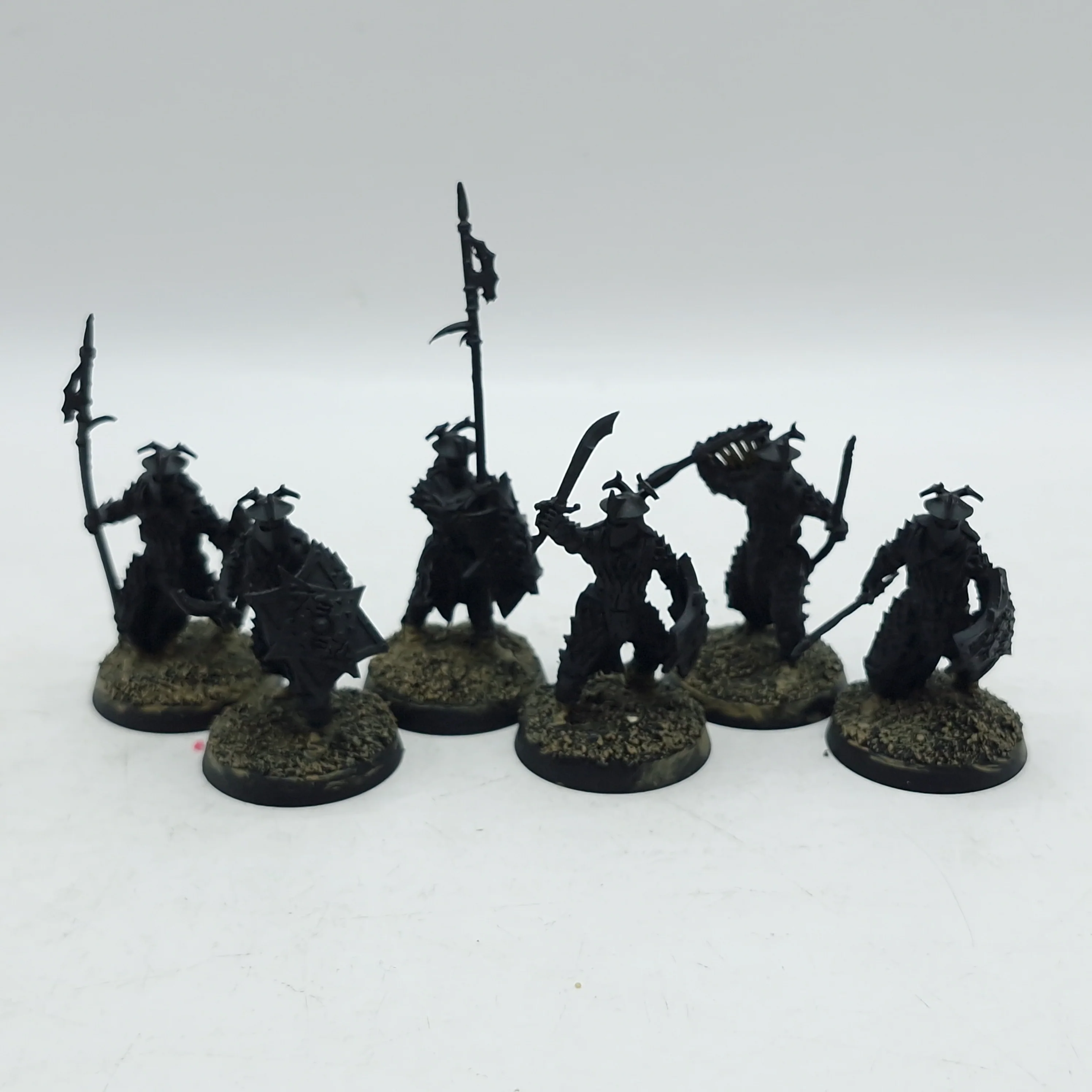 Warhammer Lord of the Rings: Easterling Black Dragon Warriors Converted Bows (AD026)