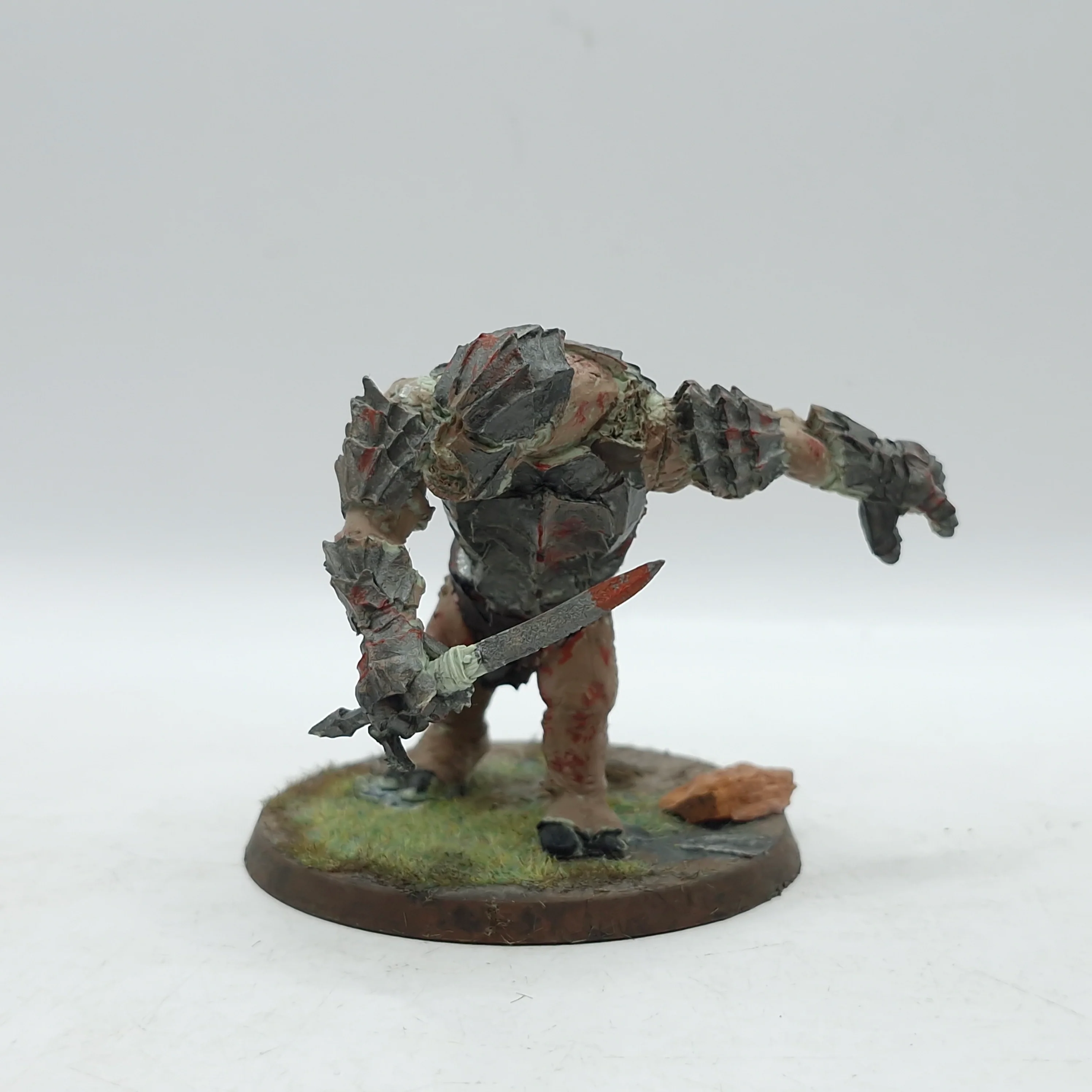 Warhammer Lord of the Rings: Mordor Finecast Troll Chieftain (AF006) - Image 2