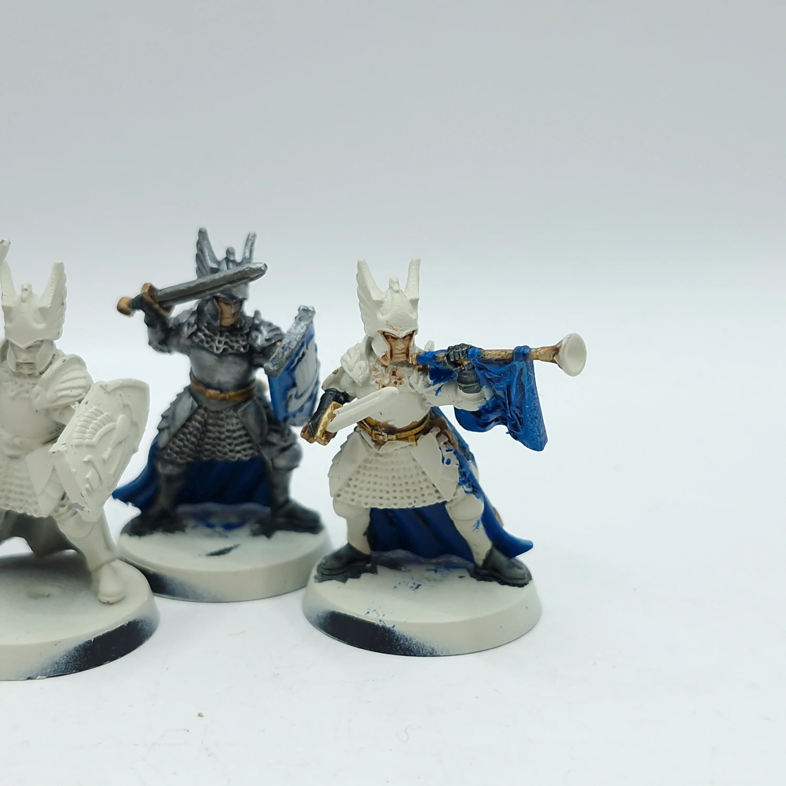 Warhammer Lord of the Rings: The Fiefdoms Foot Knights of Dol Amroth (AF043) - Image 7