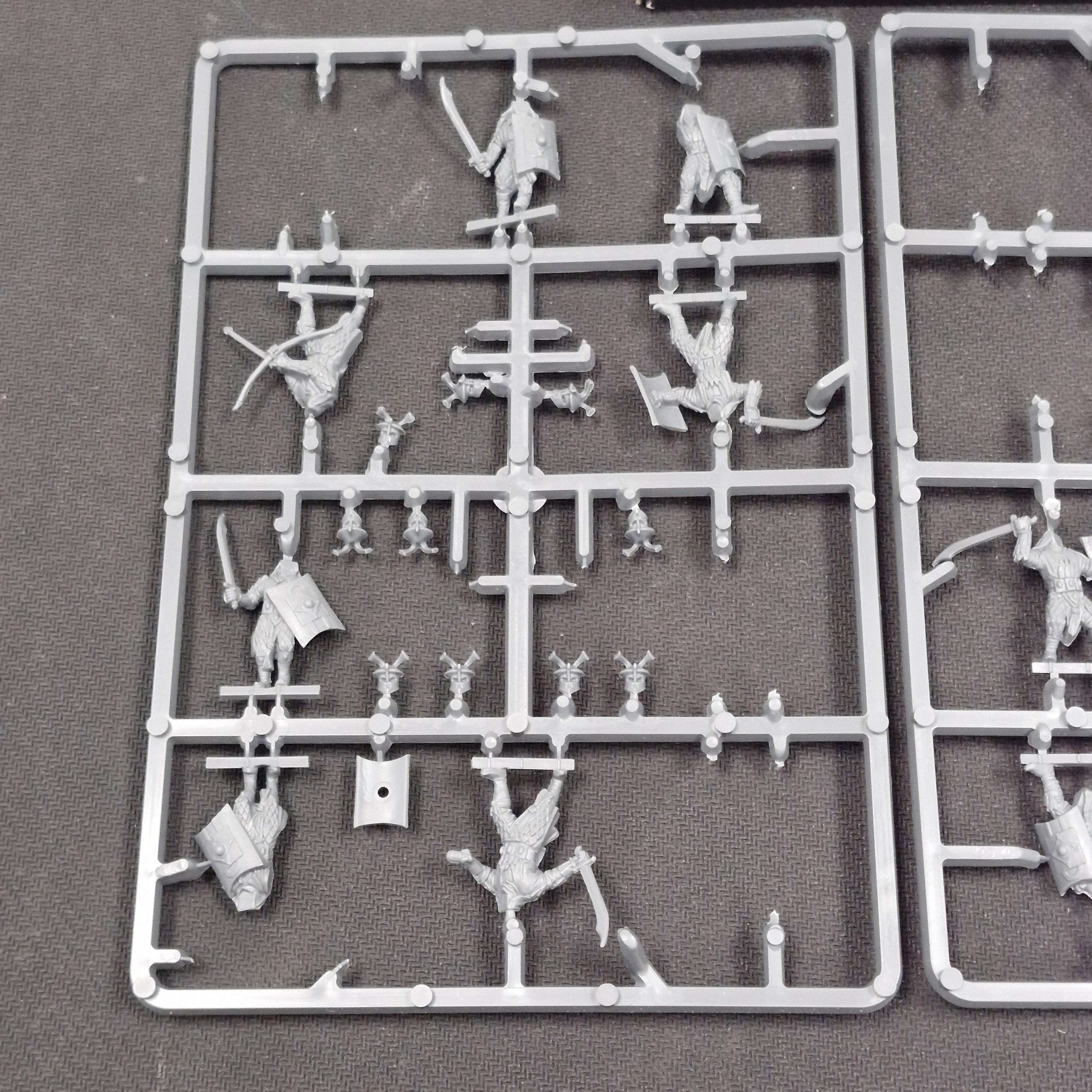 Warhammer Lord of the Rings Easterling Warriors x 14 - Incomplete BD320 - Image 3