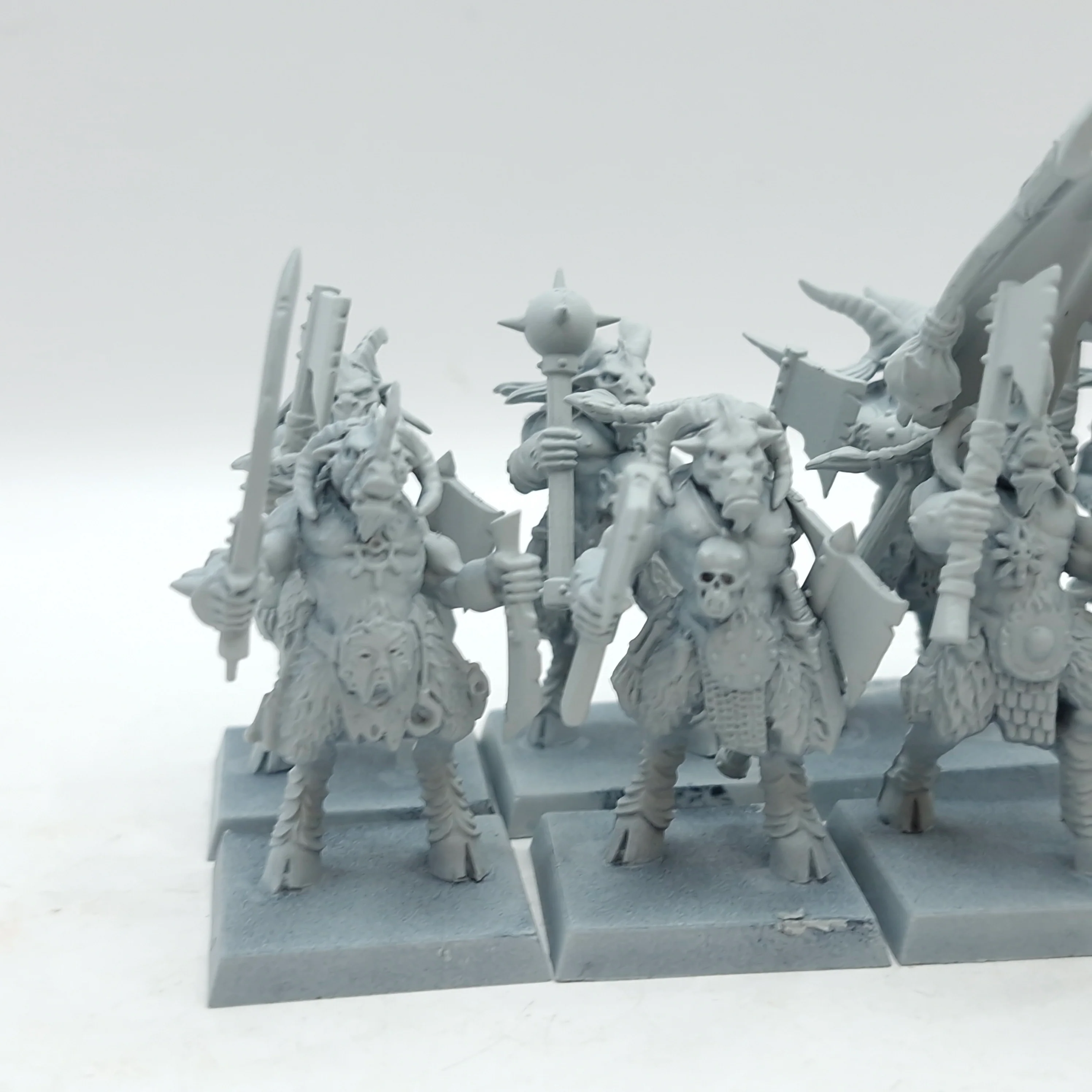 Warhammer The Old World: Beastmen Brayherd Gor Herd (AF054) - Image 2