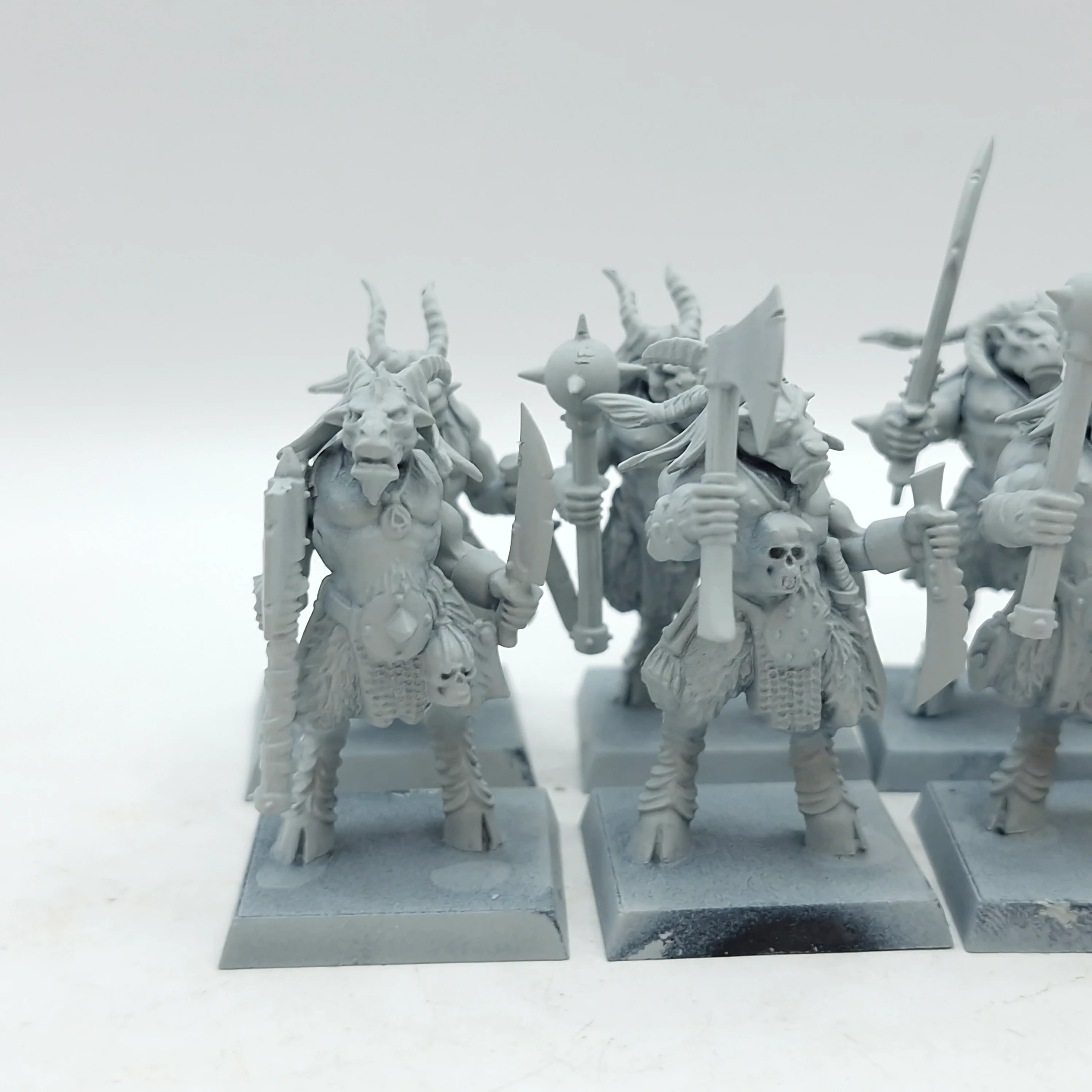 Warhammer The Old World: Beastmen Brayherd Gor Herd (BH191) - Image 2