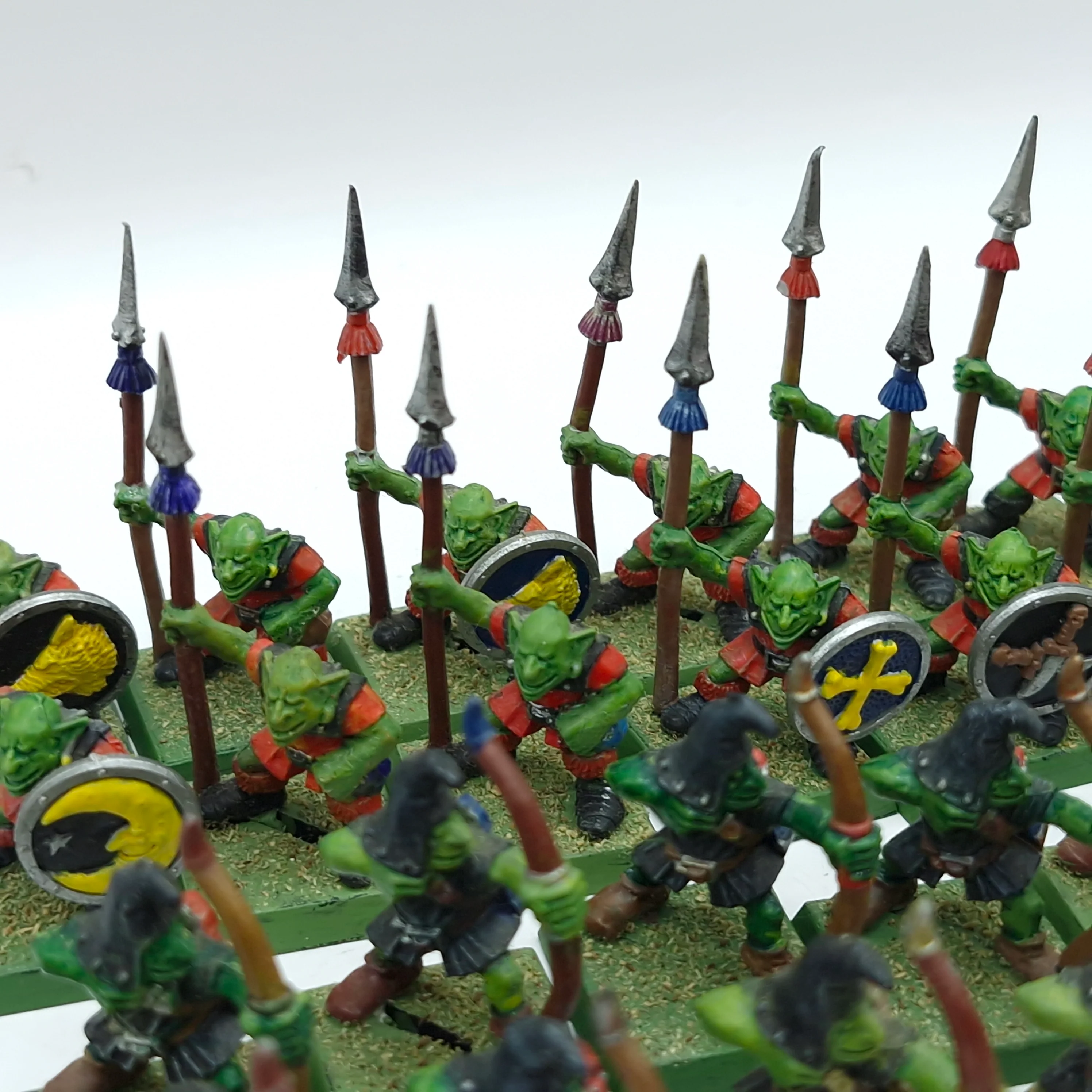 Warhammer The Old World/Fantasy: Orcs and Goblins 4th Edition Goblins (AK013) - Image 6