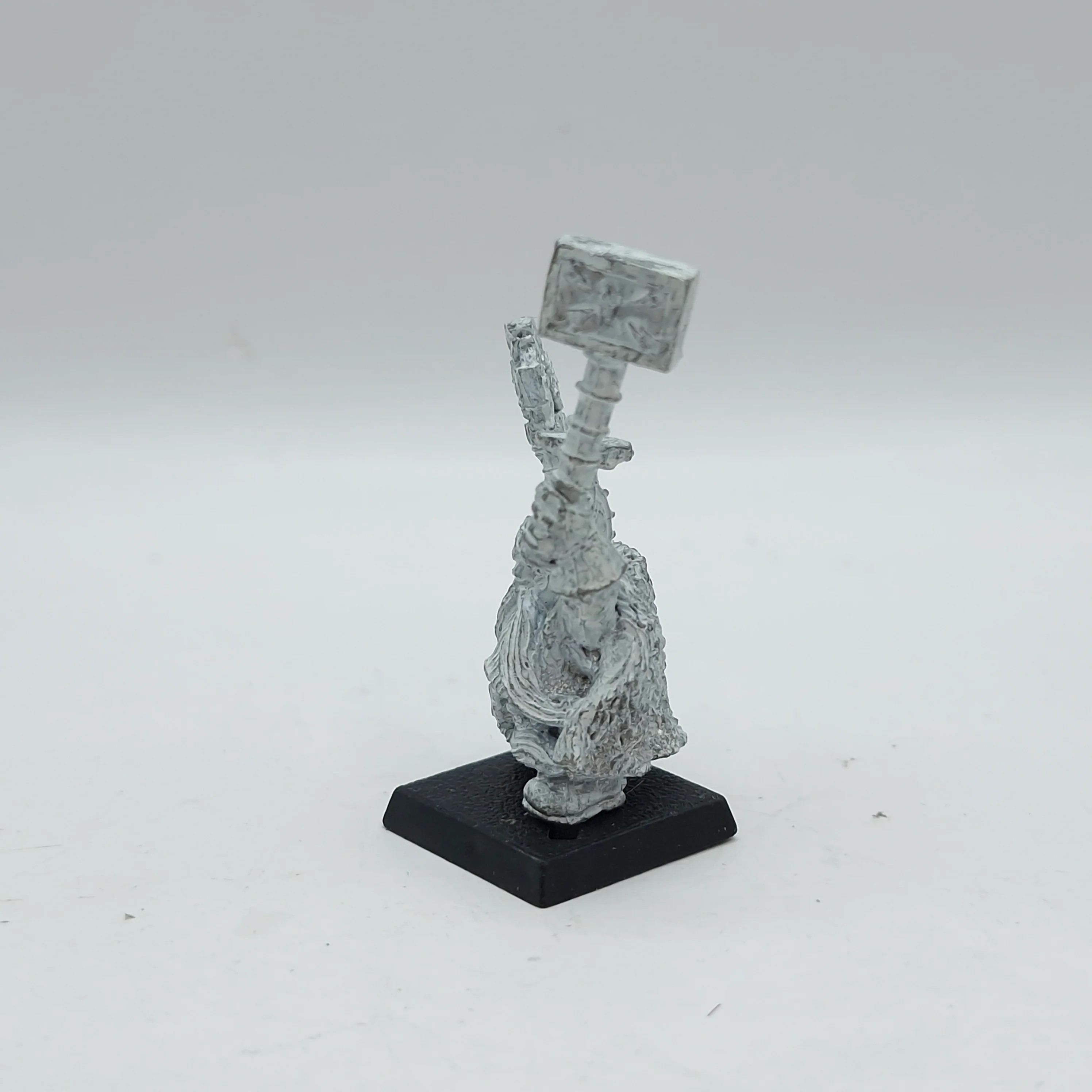 Warhammer The Old World: Metal Dwarf 4th Edition Runesmith (AC190) - Image 2