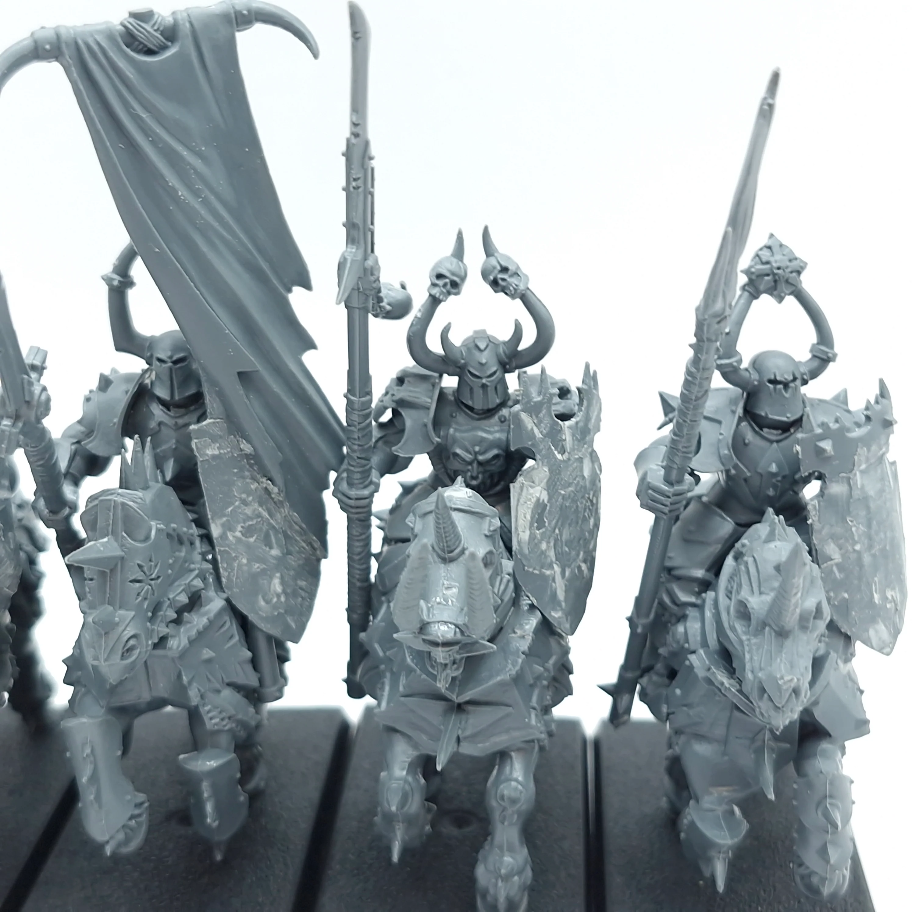 Warhammer The Old World: Warriors of Chaos Chaos Knights (BC082) - Image 5