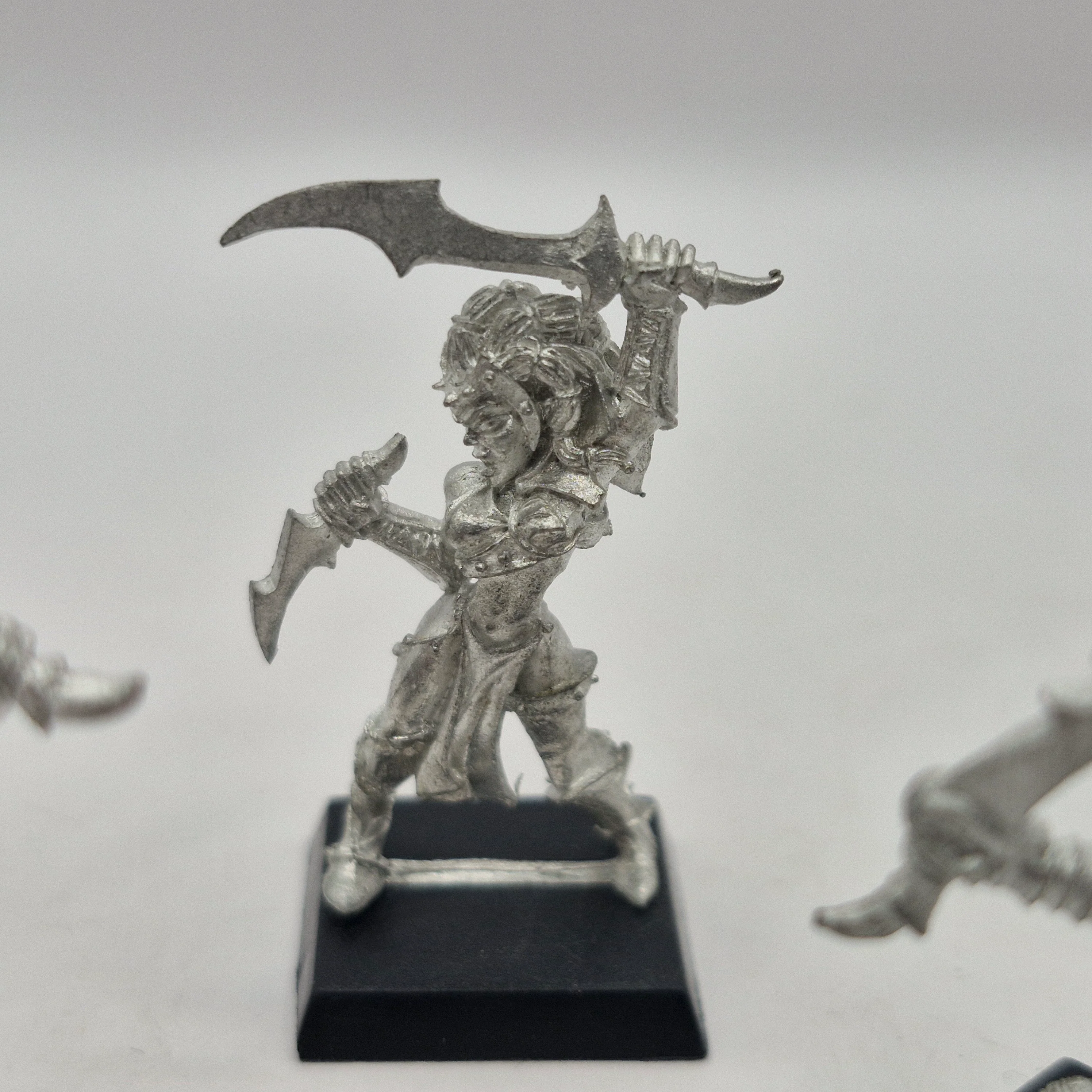 Warhammer the Old World Dark Elves Witch Elves x5 - Metal AJ073 - Image 5