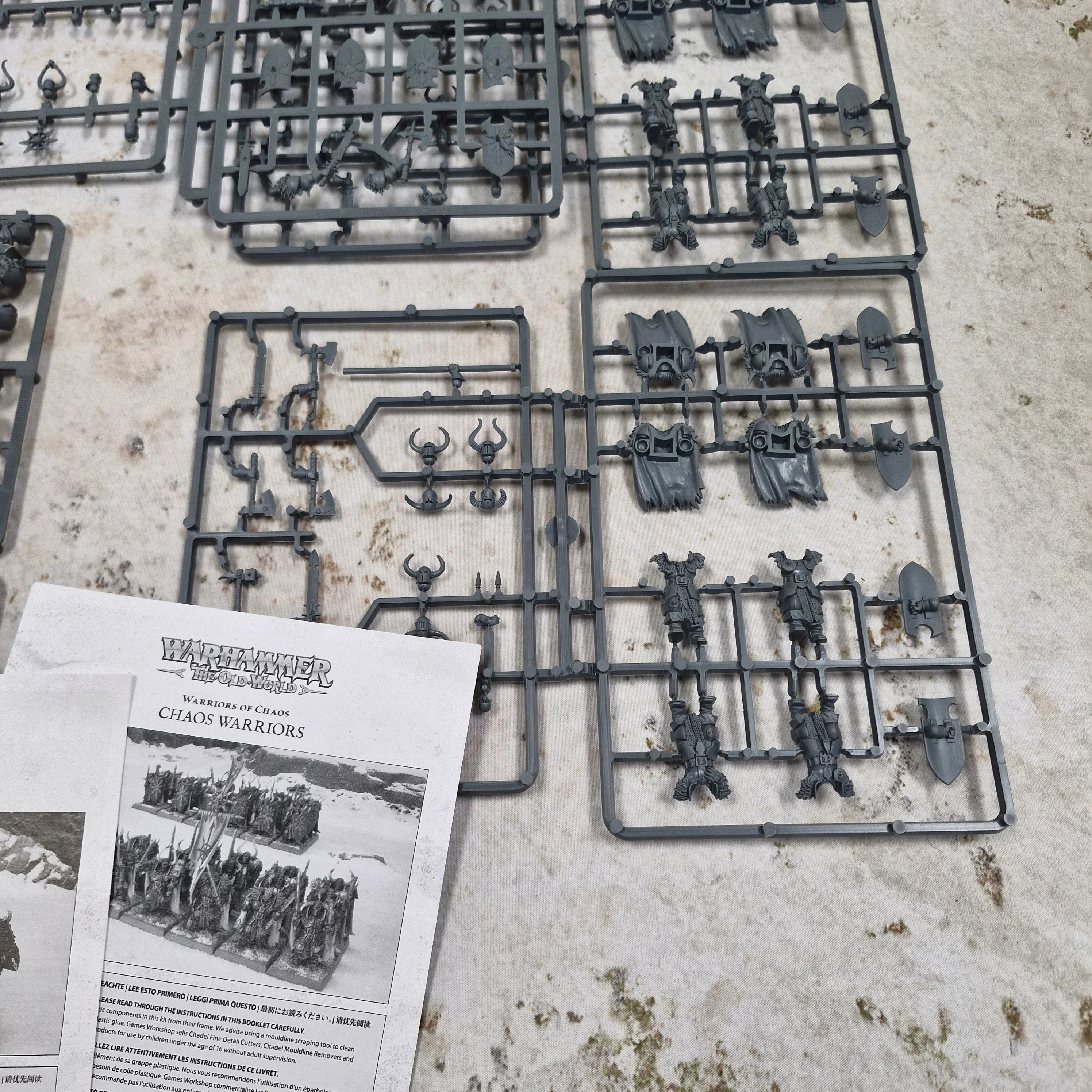 Warhammer the Old World Warriors of Chaos Batallion - Incomplete AV338 - Image 3